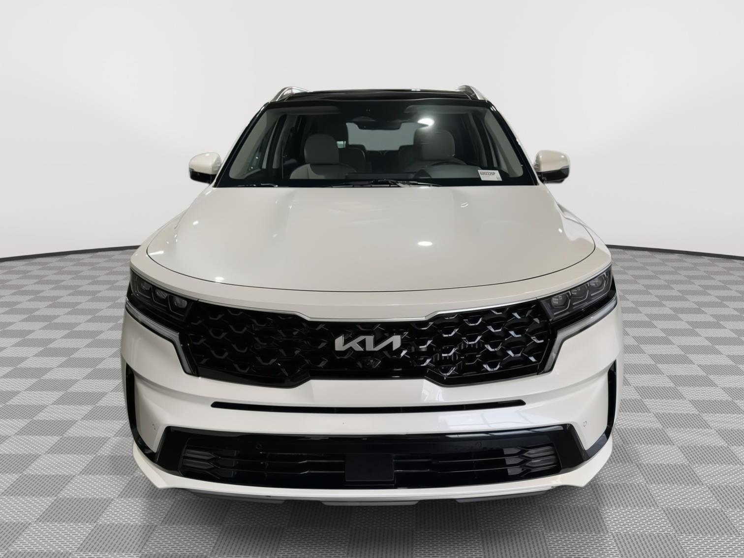 Vehicle photo 9