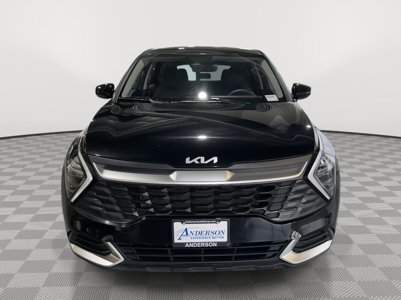 Vehicle photo 4