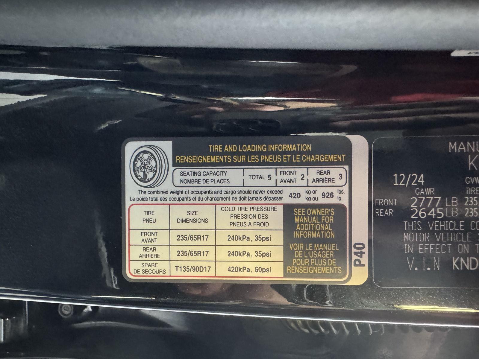 Vehicle photo 33