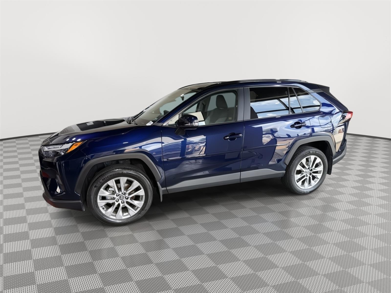 Used 2025 Toyota RAV4 XLE Premium with VIN 2T3A1RFV9SW518664 for sale in Kansas City