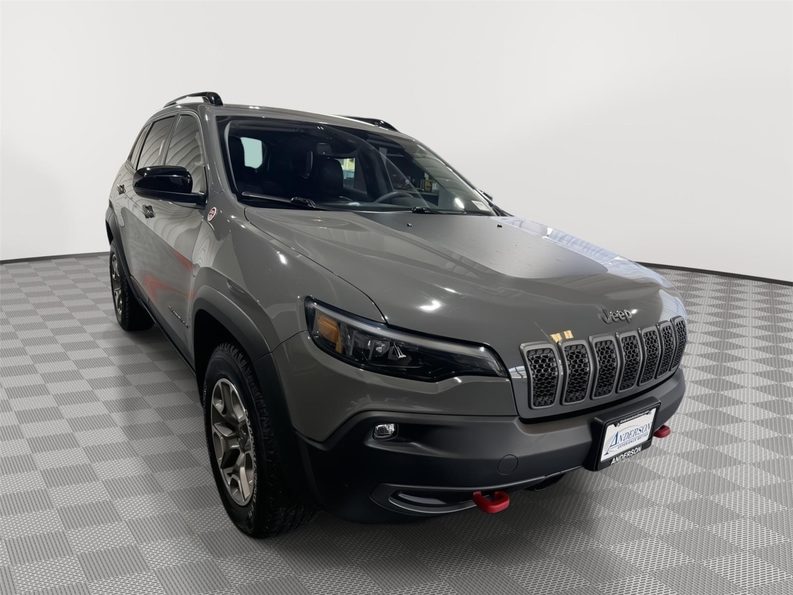 Vehicle photo 5
