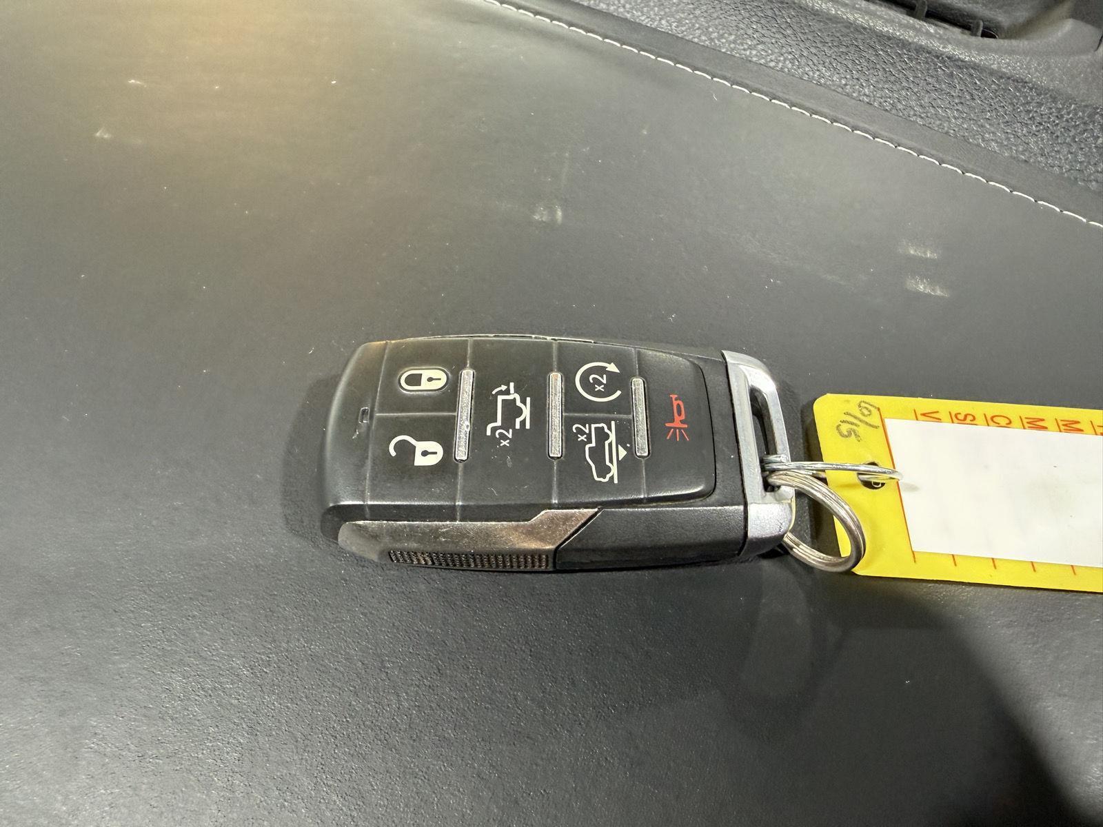 Vehicle photo 39