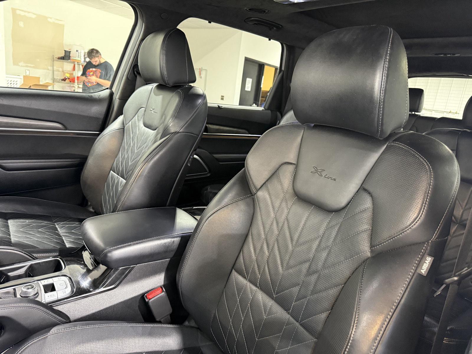 Vehicle photo 15