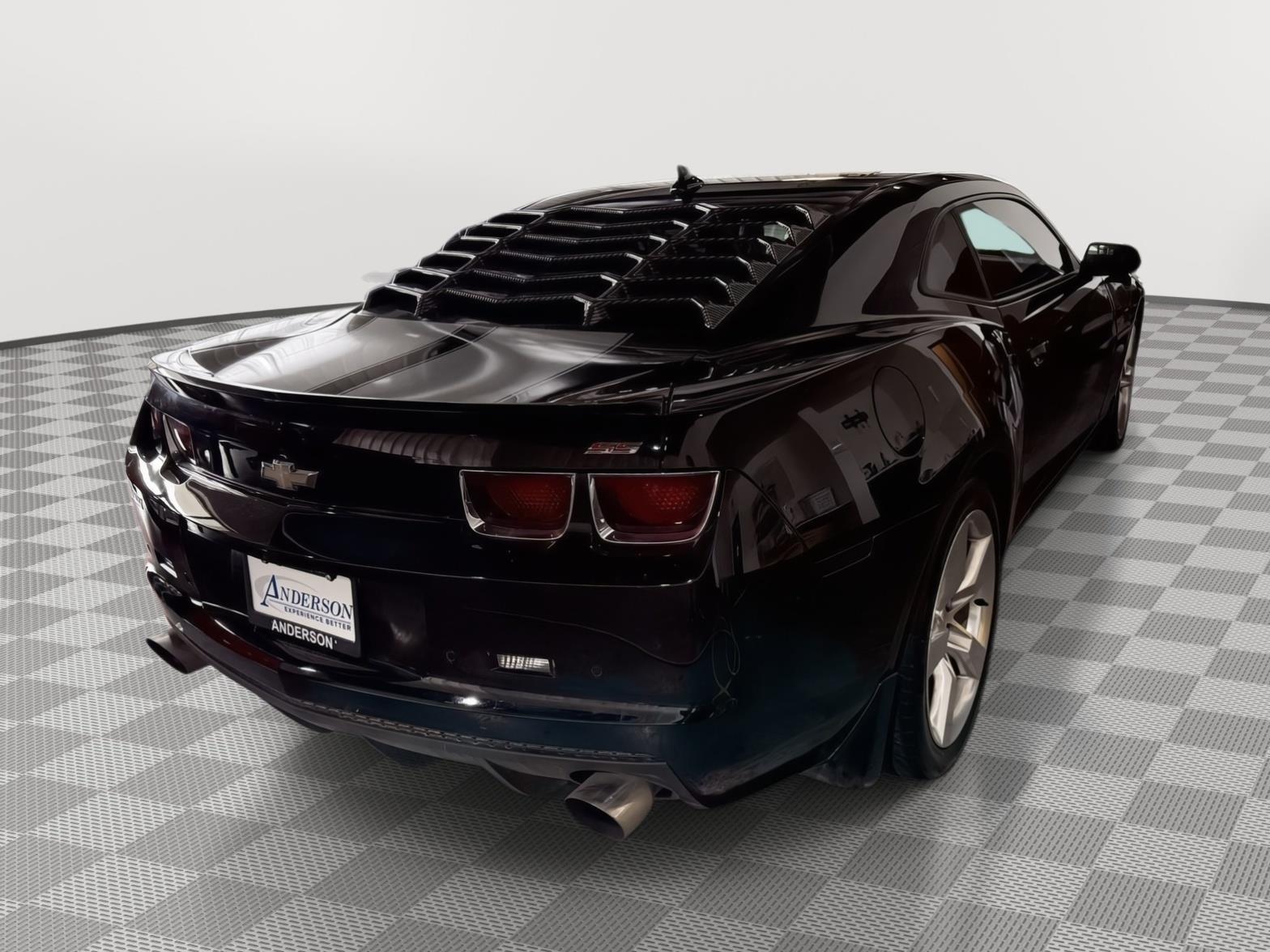 Vehicle photo 7