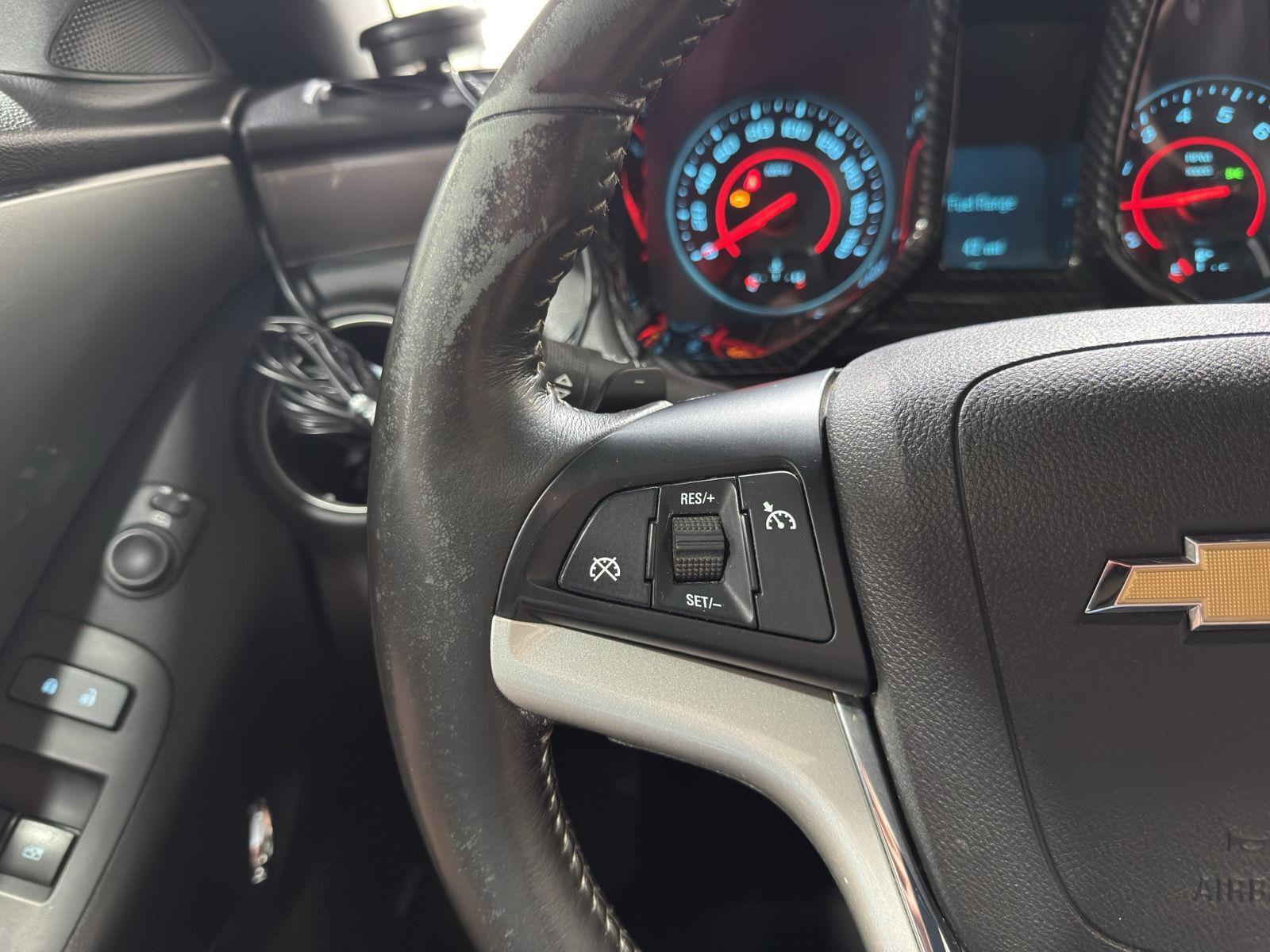 Vehicle photo 13