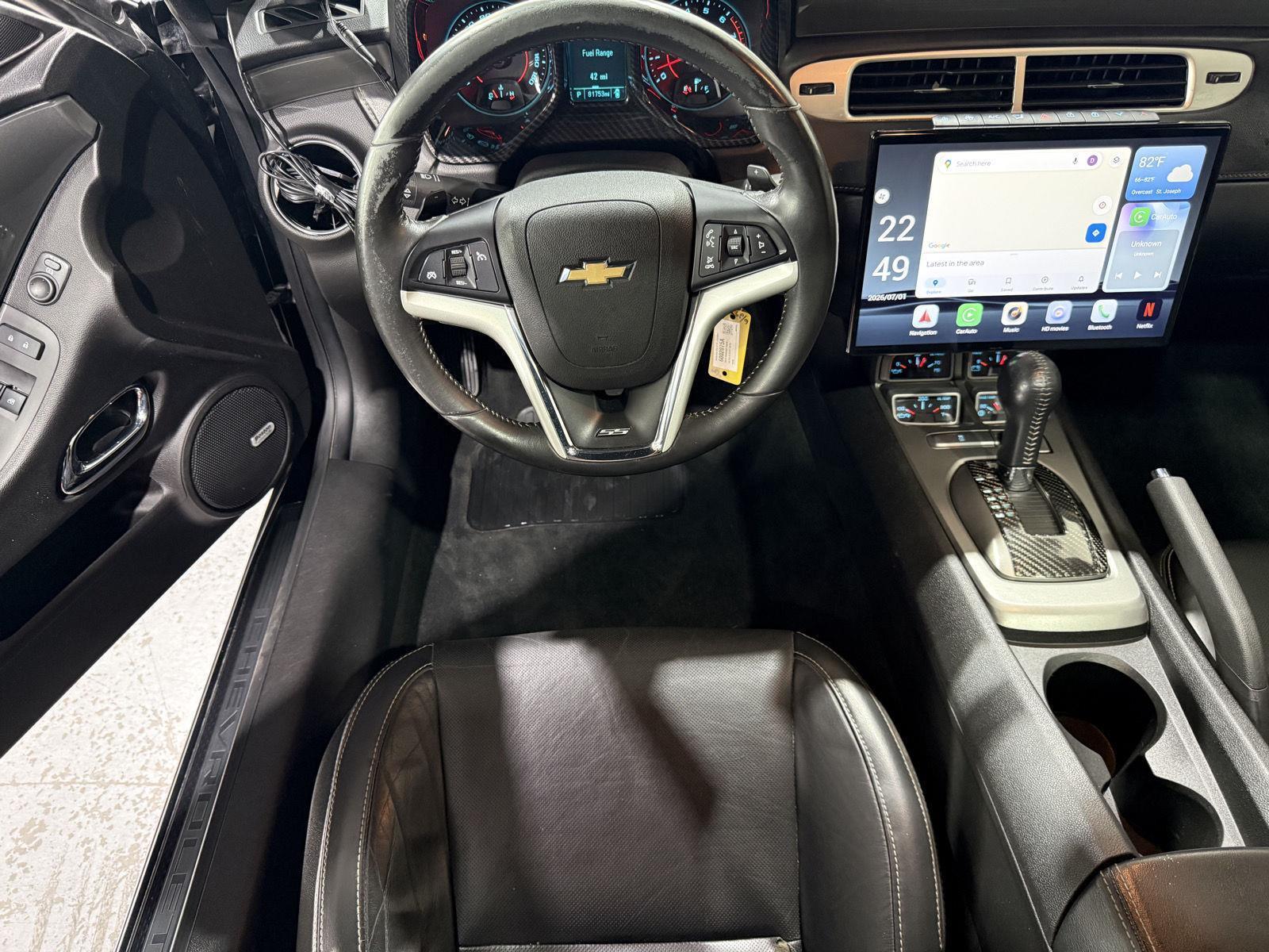 Vehicle photo 16