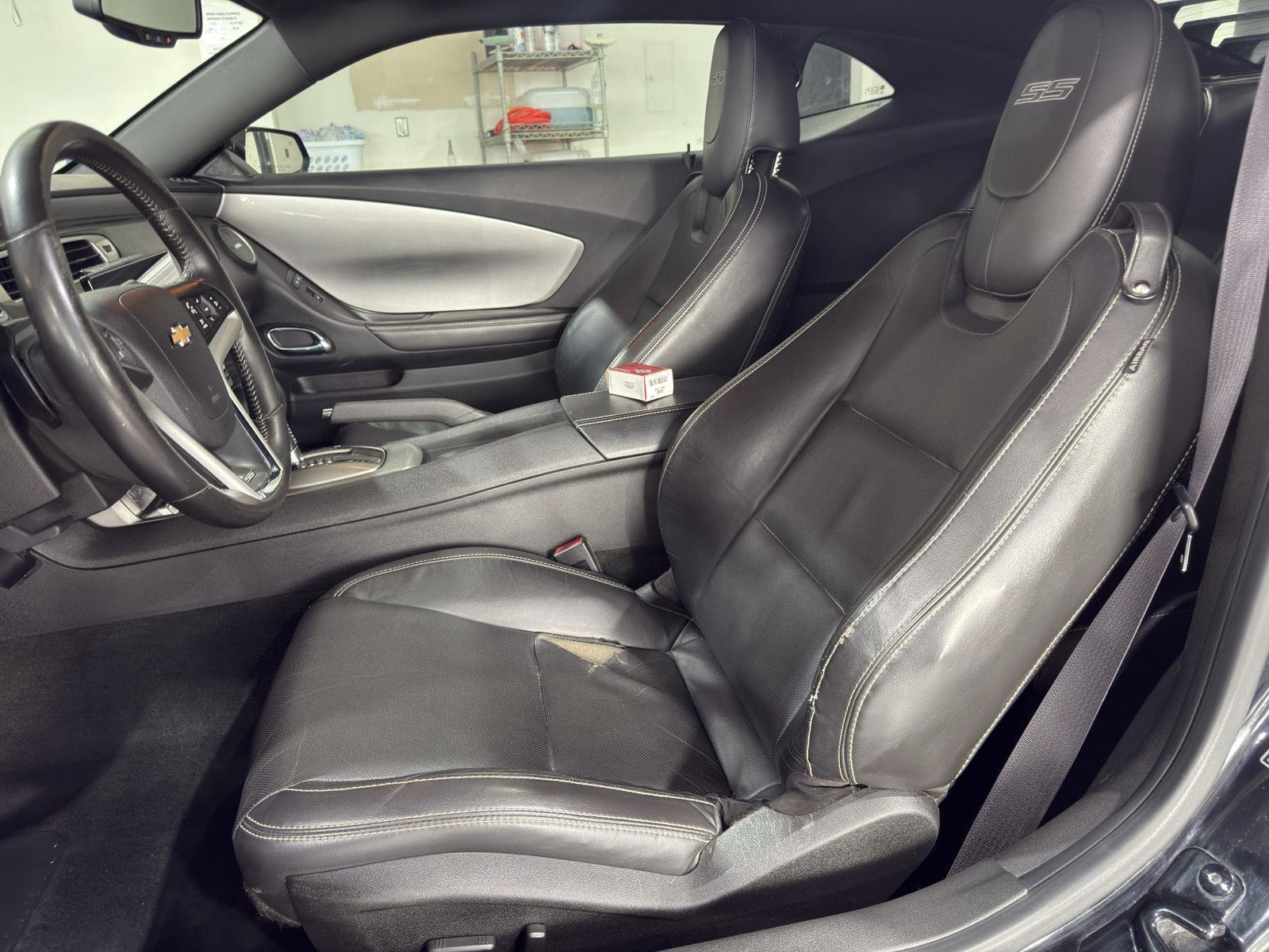 Vehicle photo 17