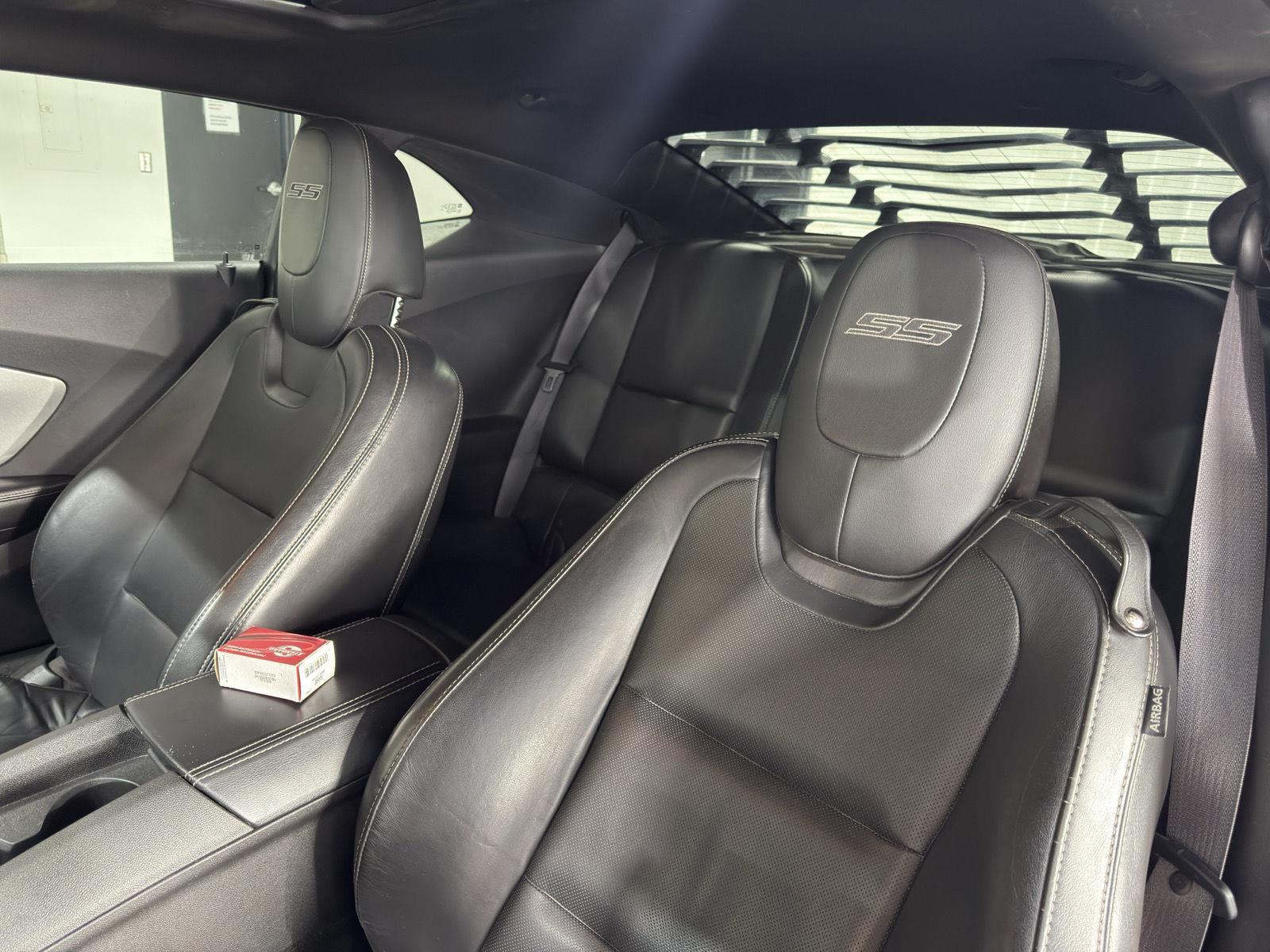 Vehicle photo 18