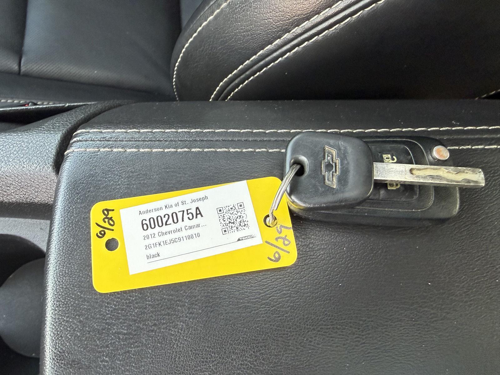 Vehicle photo 32