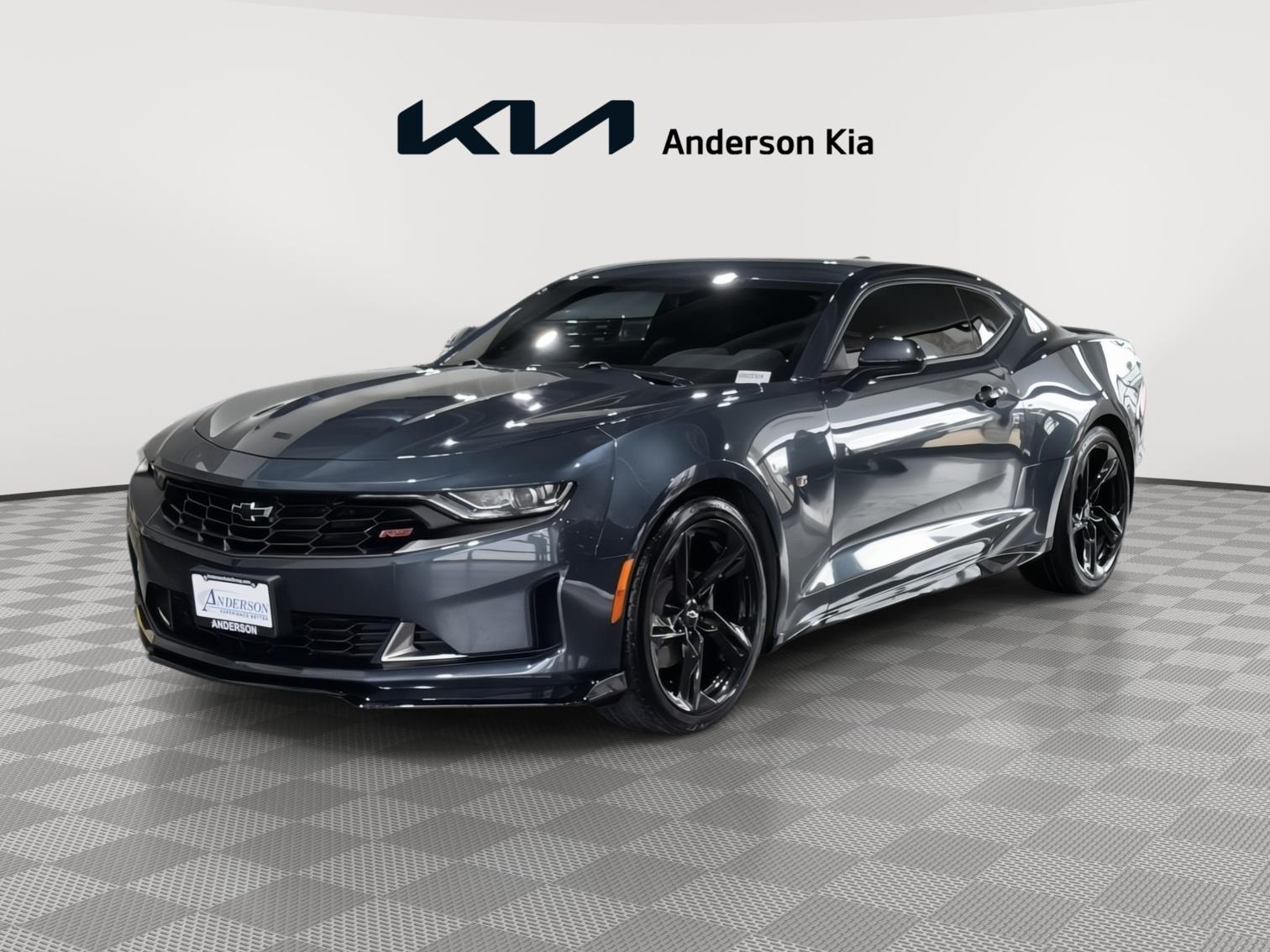 Shadow Gray Metallic 2022 Chevrolet Camaro Coupe Rear-Wheel Drive 6-Speed Manual