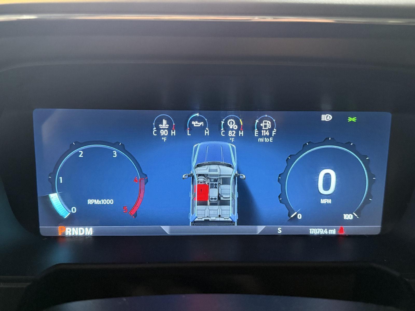 Vehicle photo 3