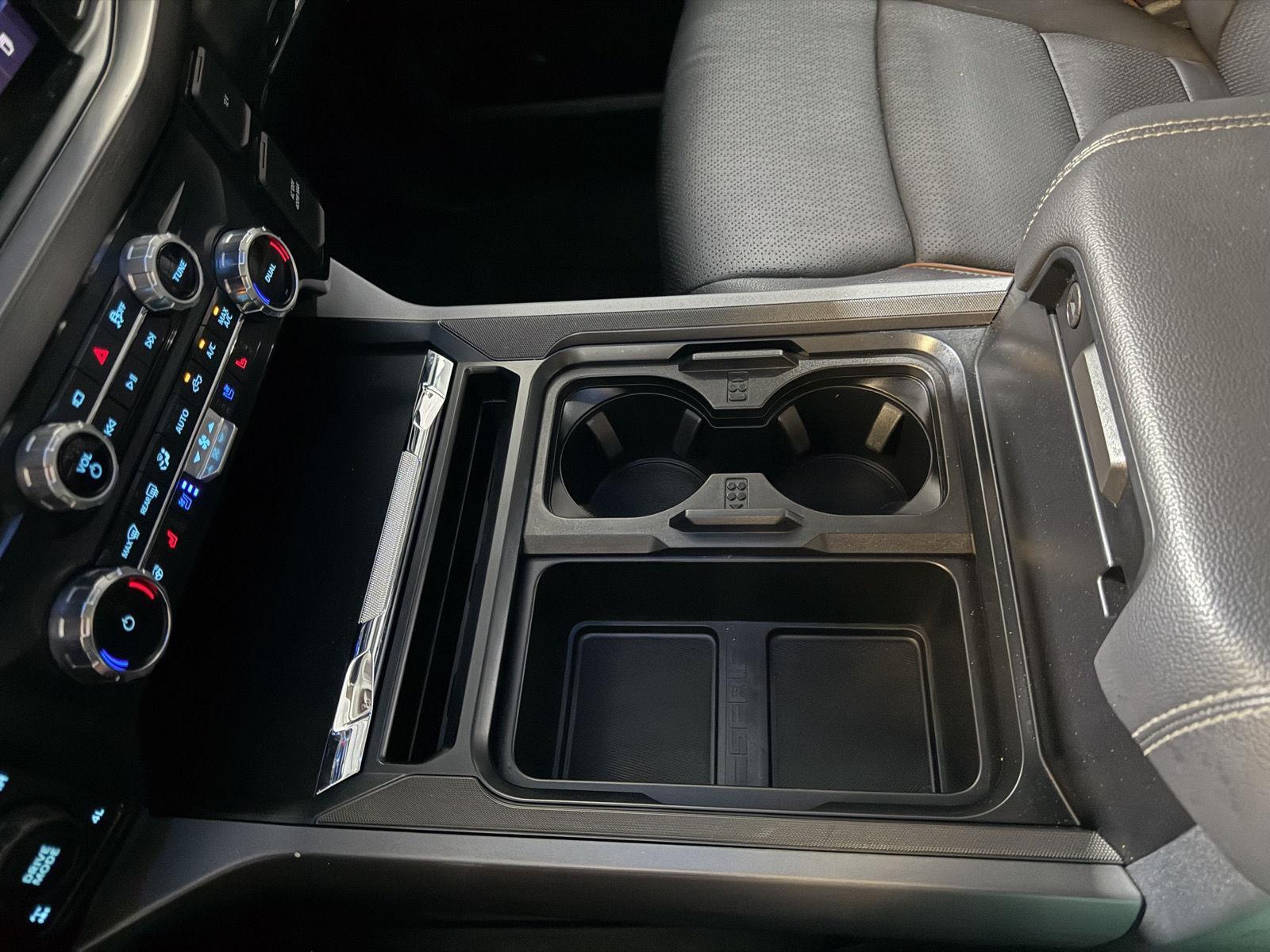 Vehicle photo 34