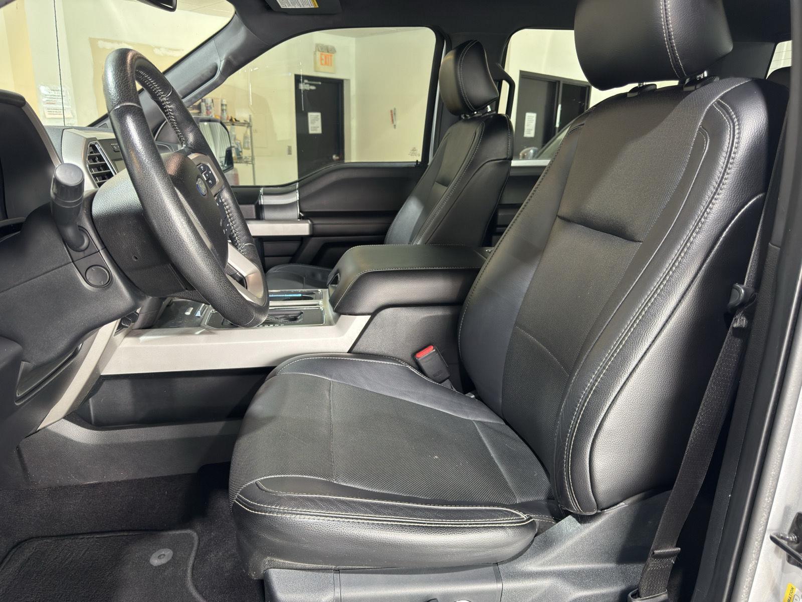 Vehicle photo 16