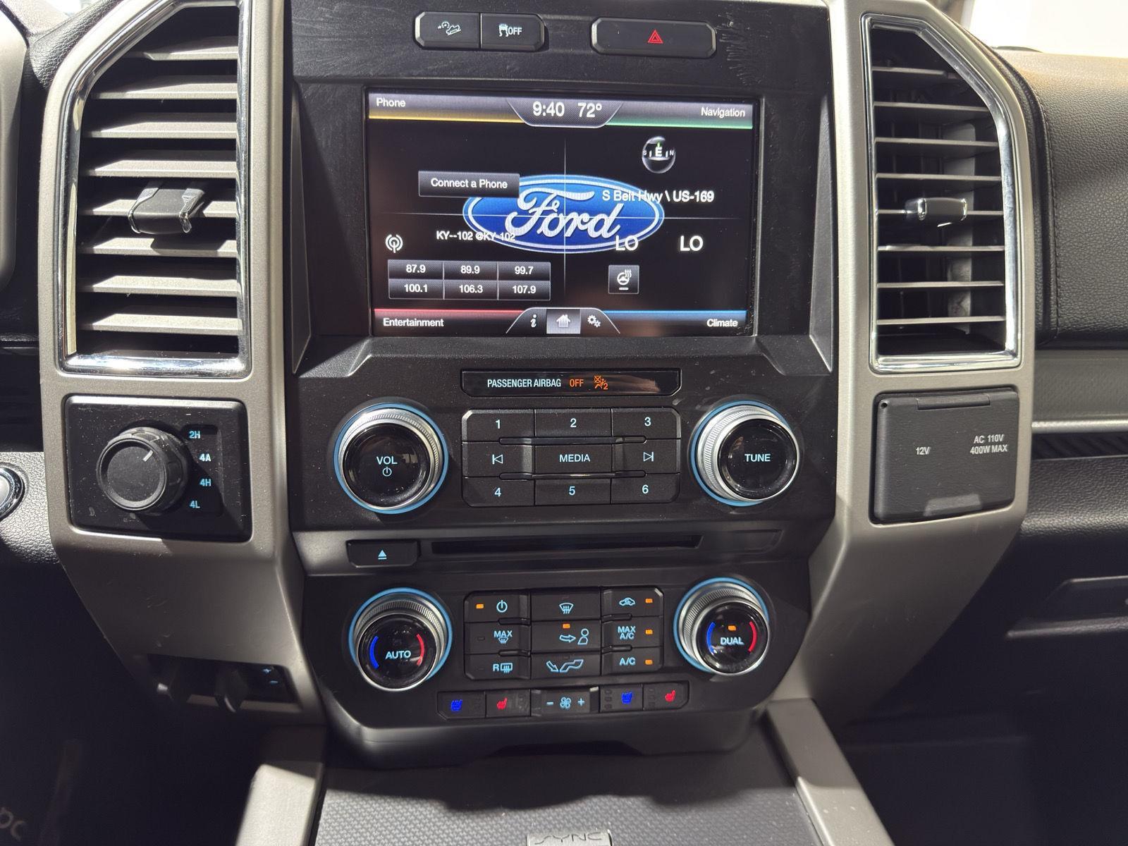 Vehicle photo 29