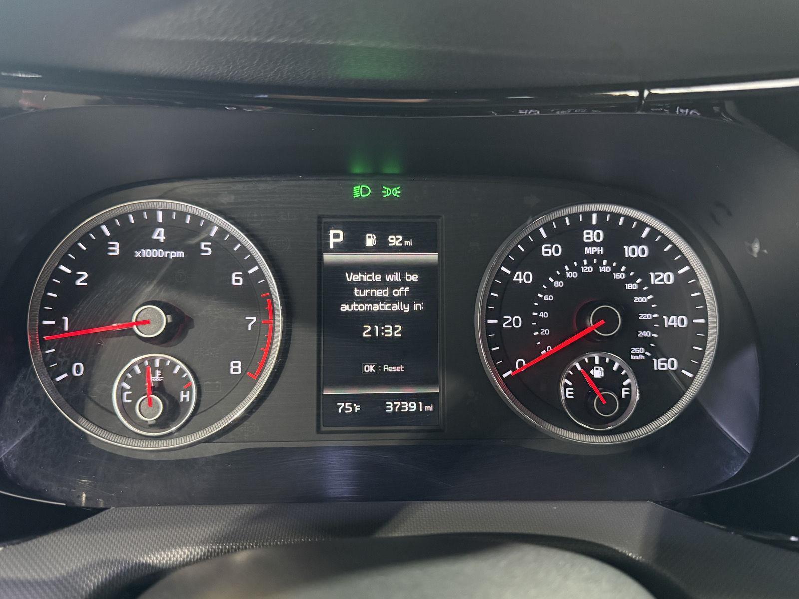 Vehicle photo 3