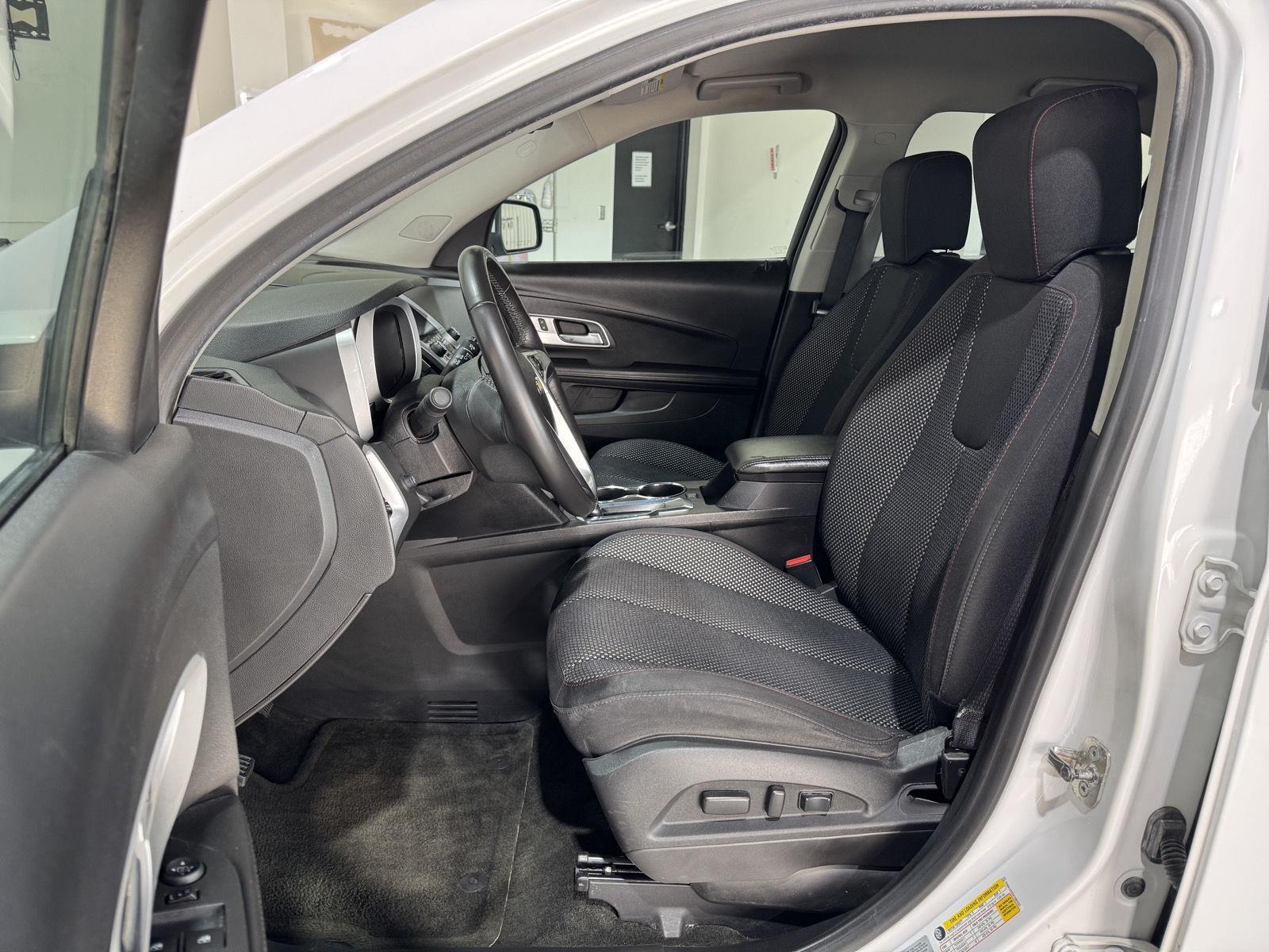 Vehicle photo 10
