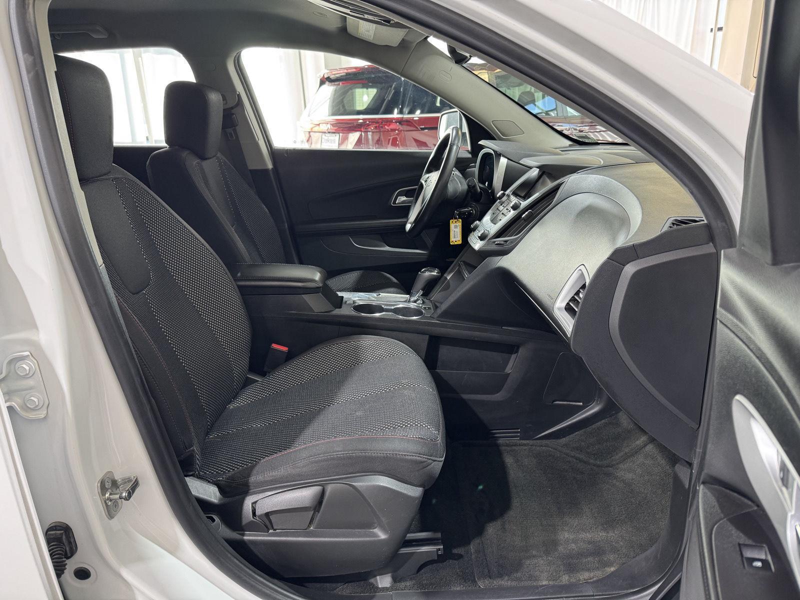 Vehicle photo 18