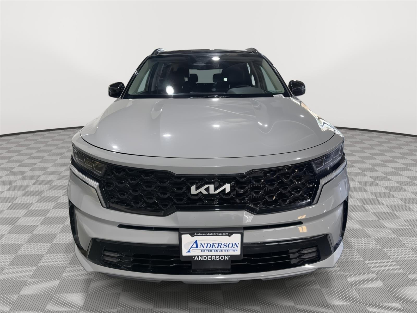 Vehicle photo 4
