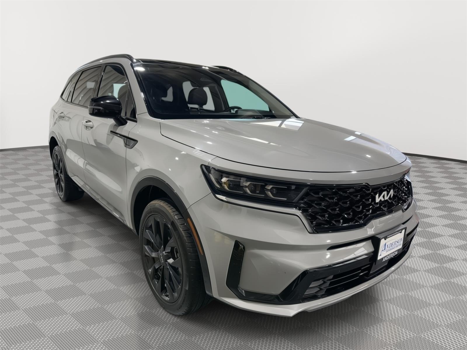 Vehicle photo 5