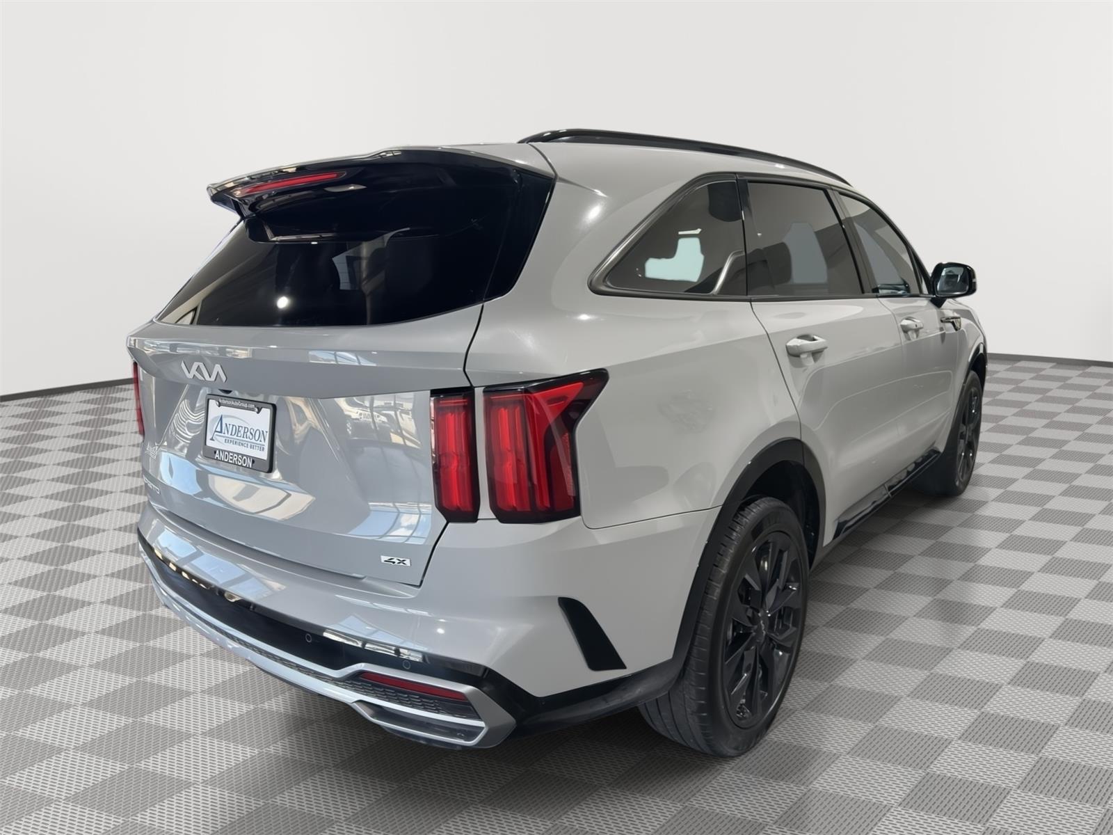 Vehicle photo 7