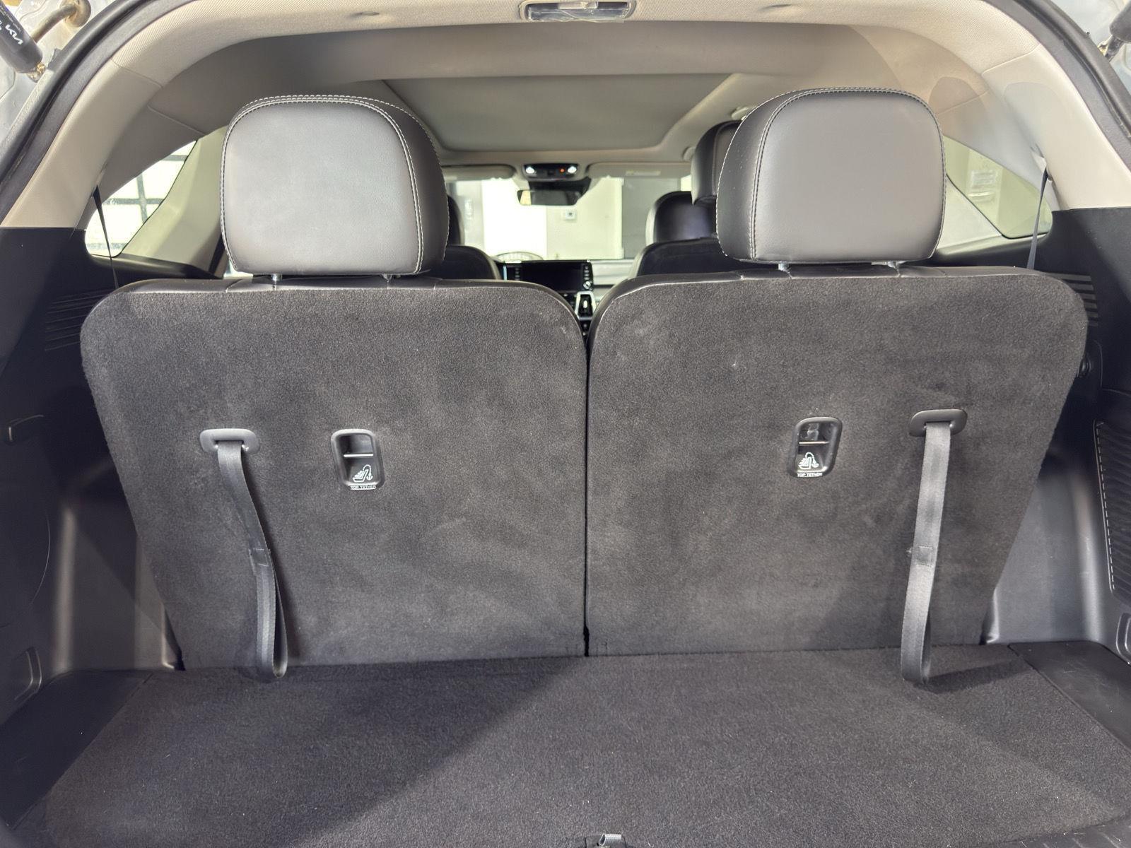 Vehicle photo 38