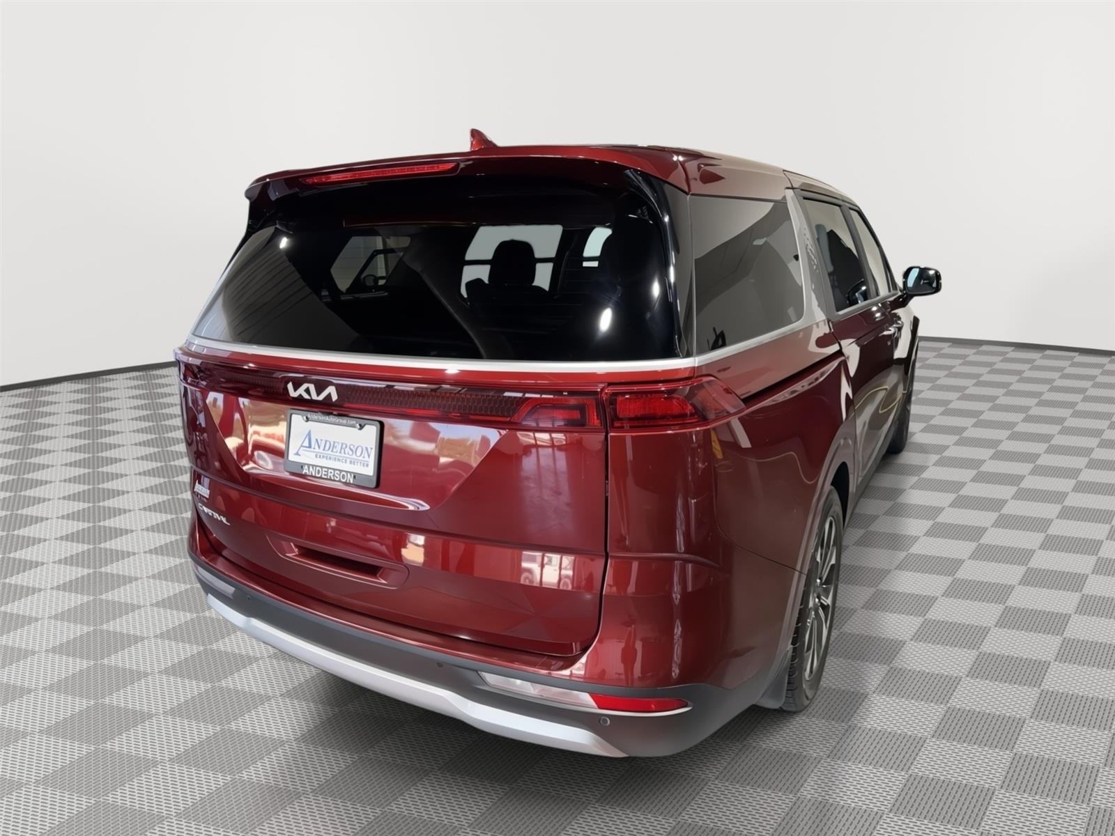 Vehicle photo 6