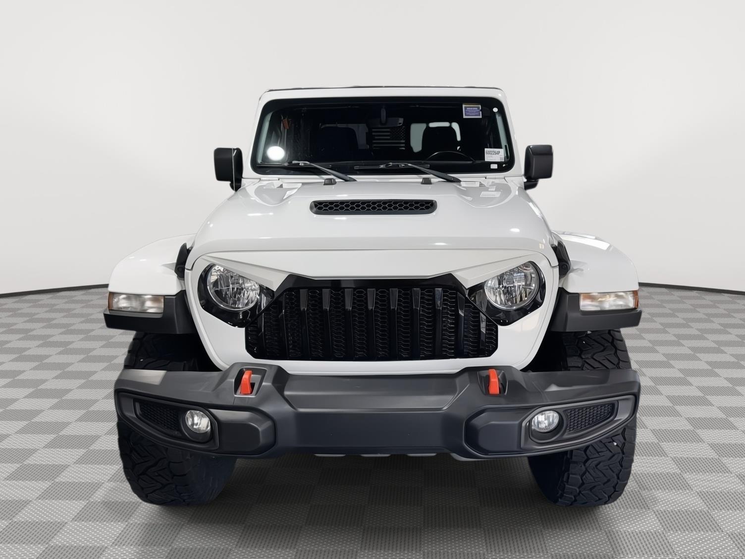 Vehicle photo 4