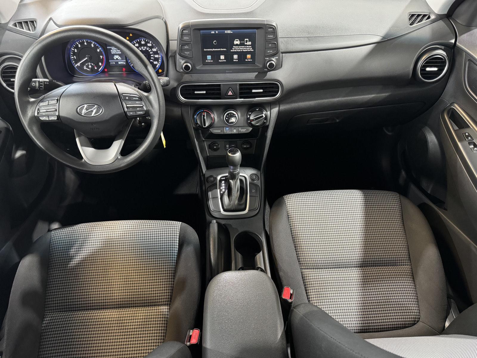 Vehicle photo 22