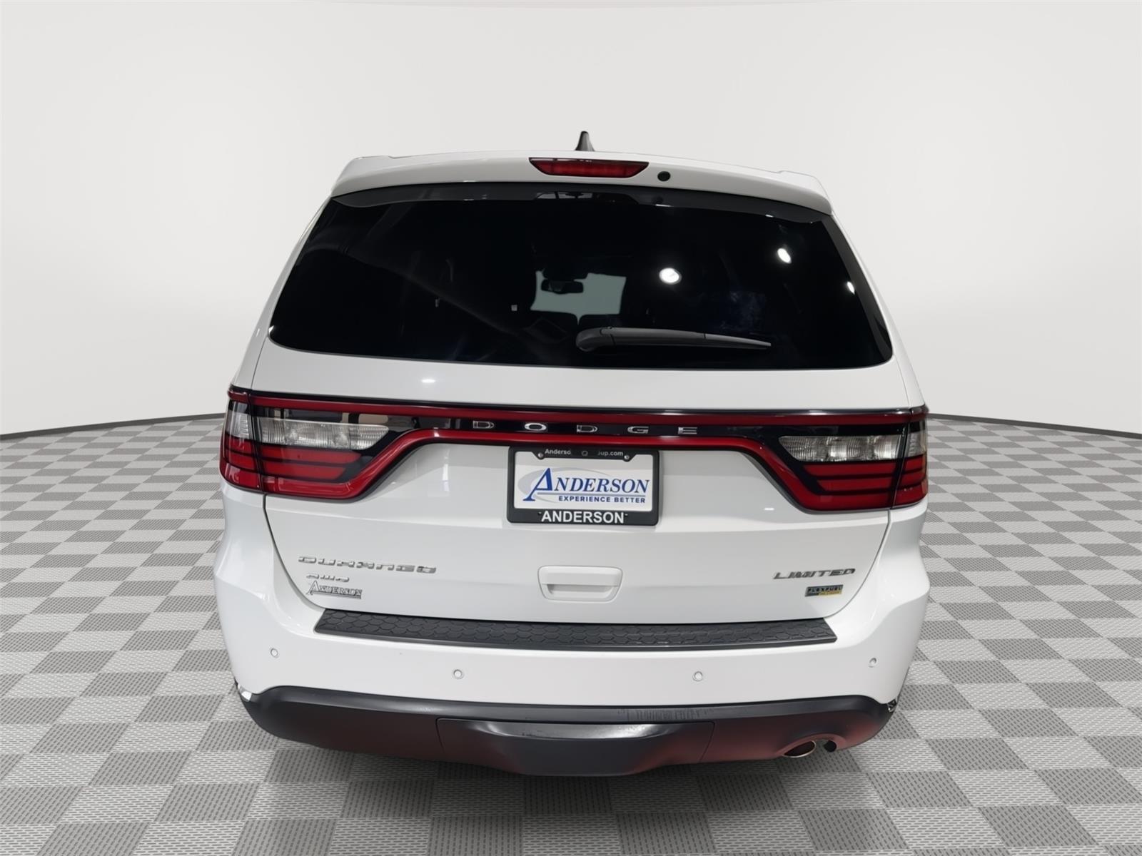 Vehicle photo 8