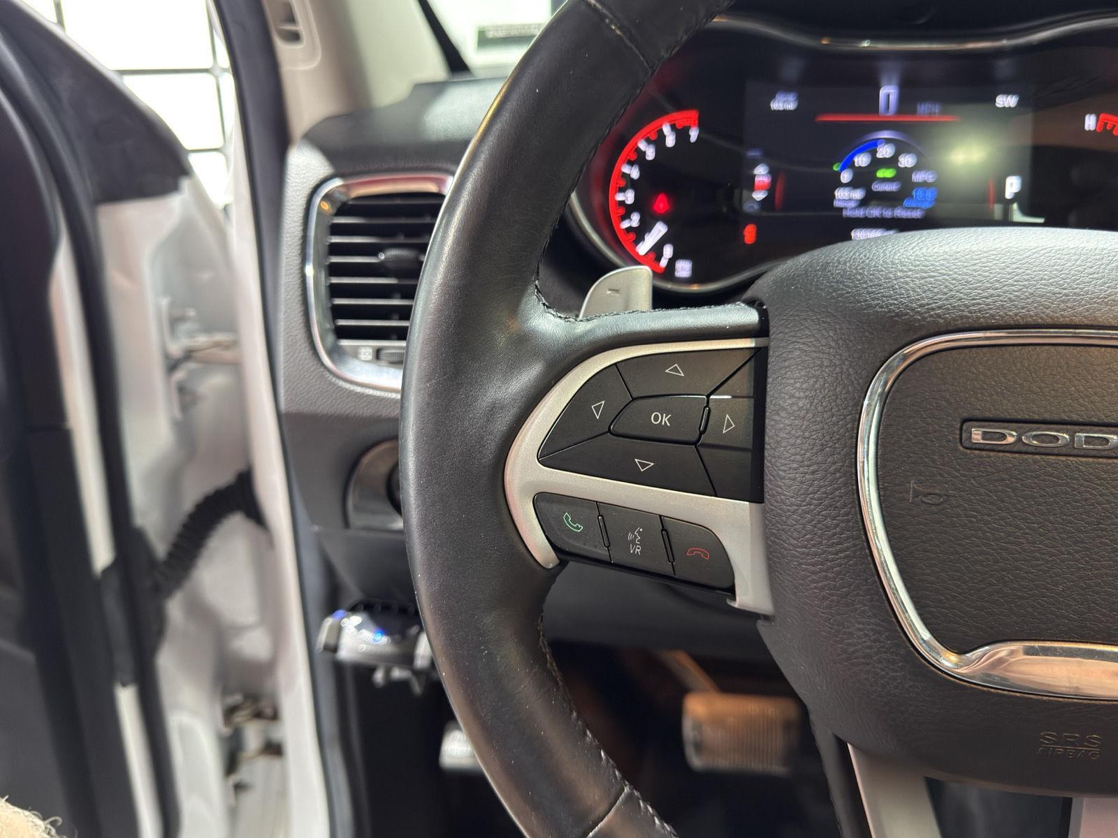 Vehicle photo 14
