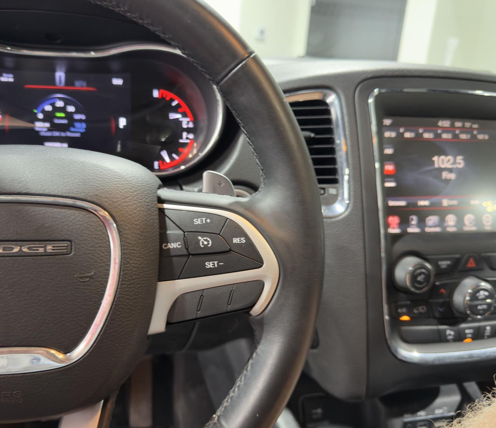 Vehicle photo 15