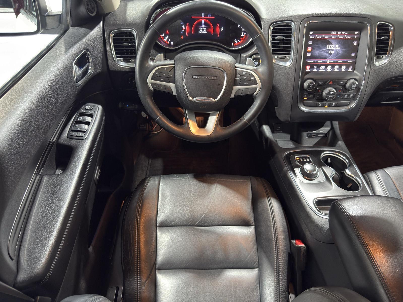 Vehicle photo 17