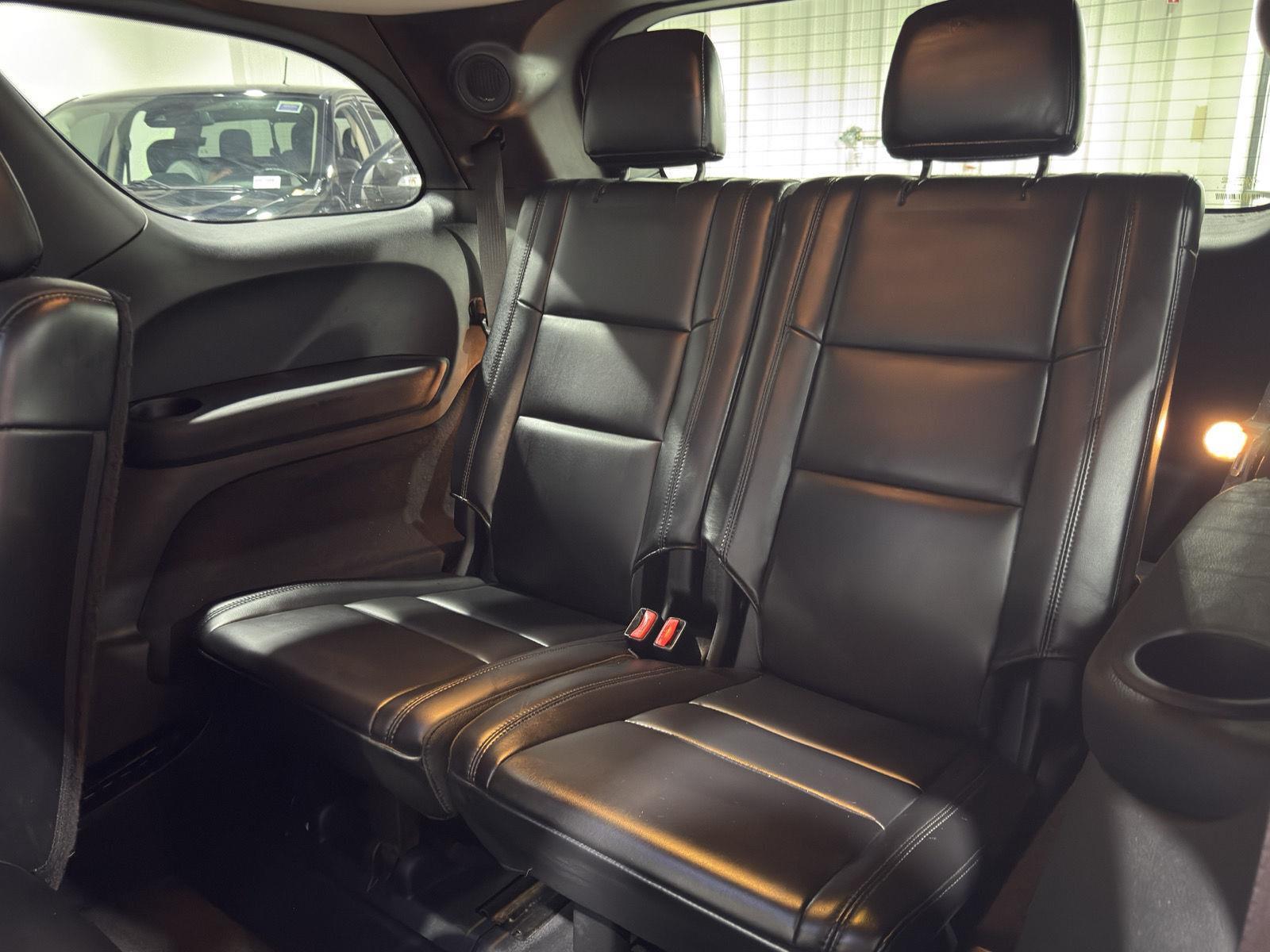 Vehicle photo 25