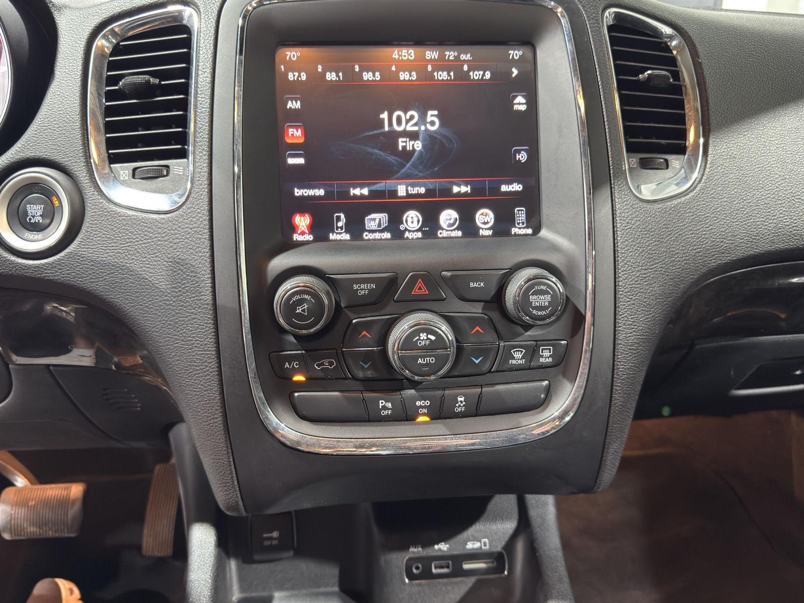 Vehicle photo 34