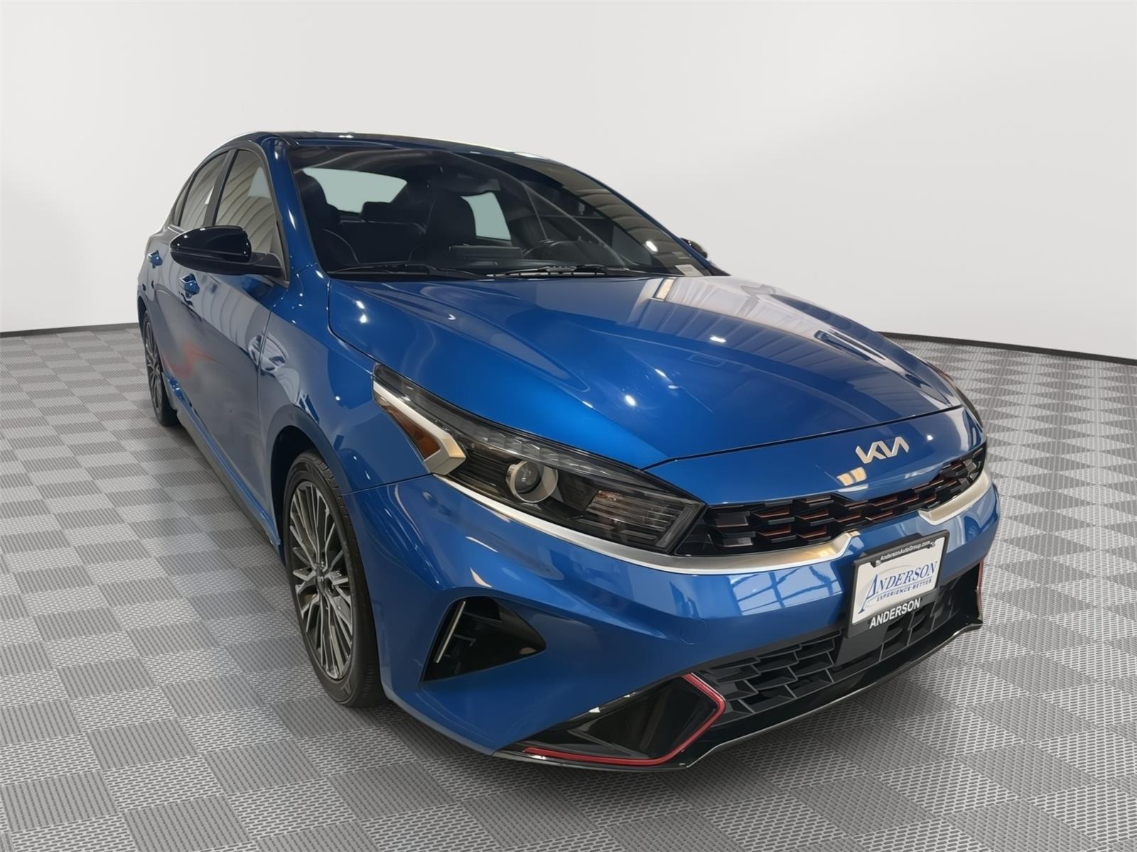 Vehicle photo 5