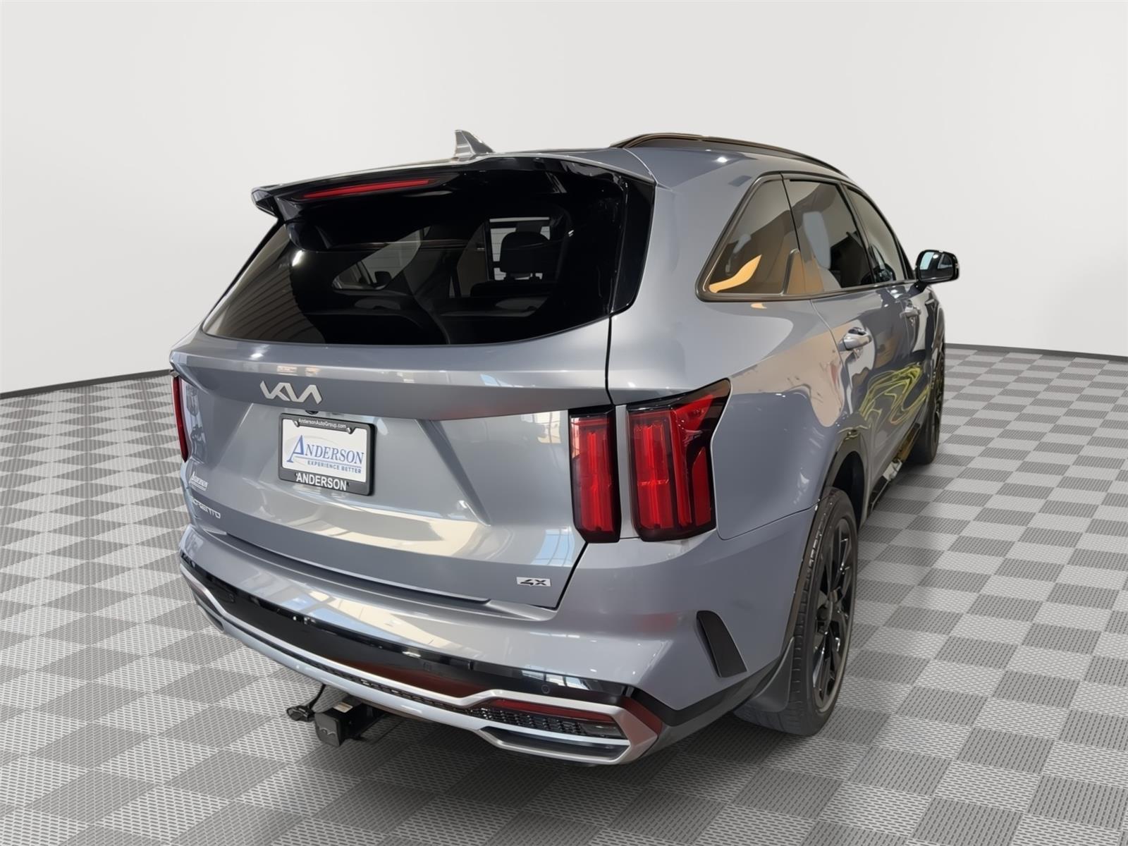 Vehicle photo 7