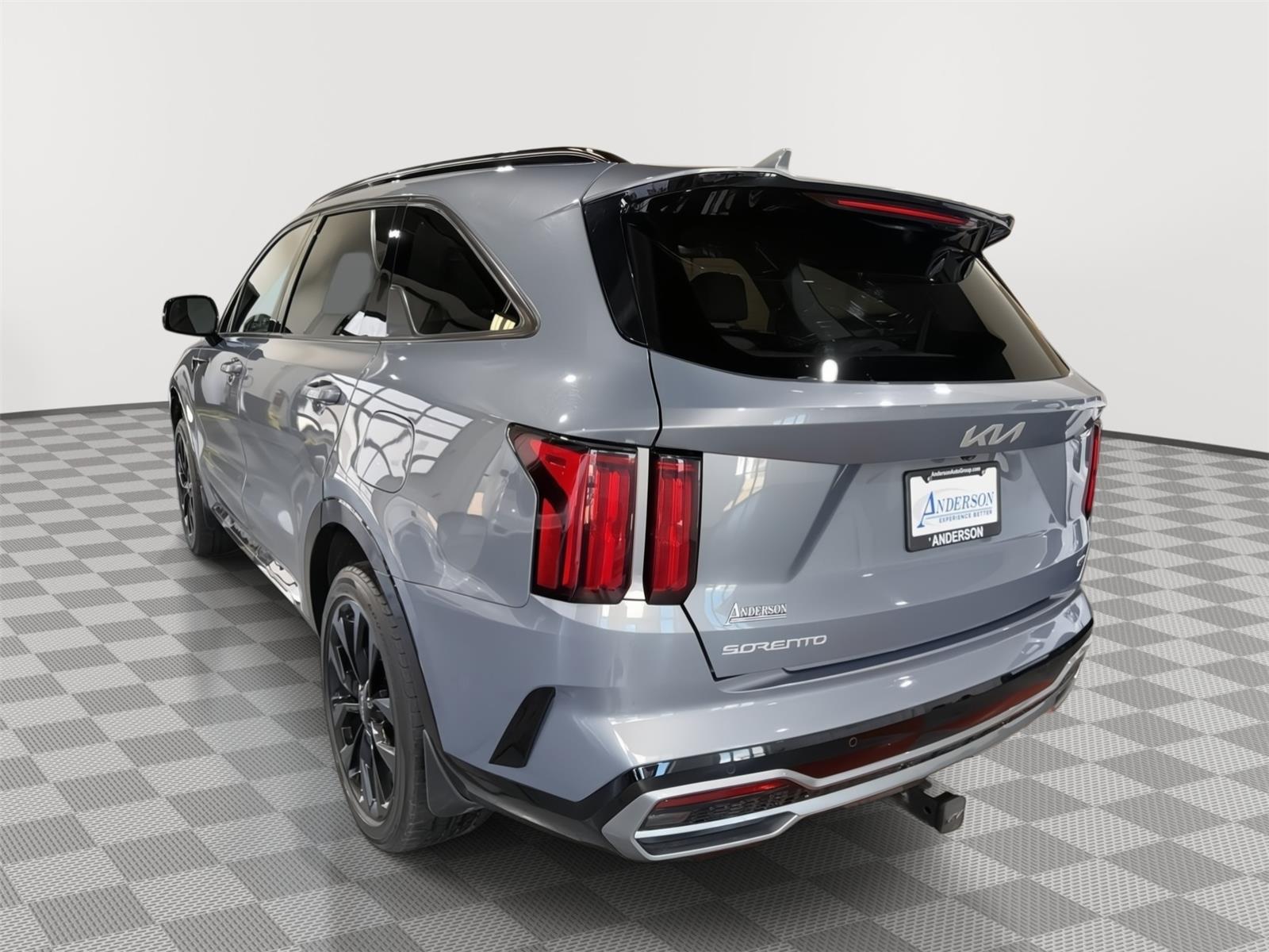 Vehicle photo 9