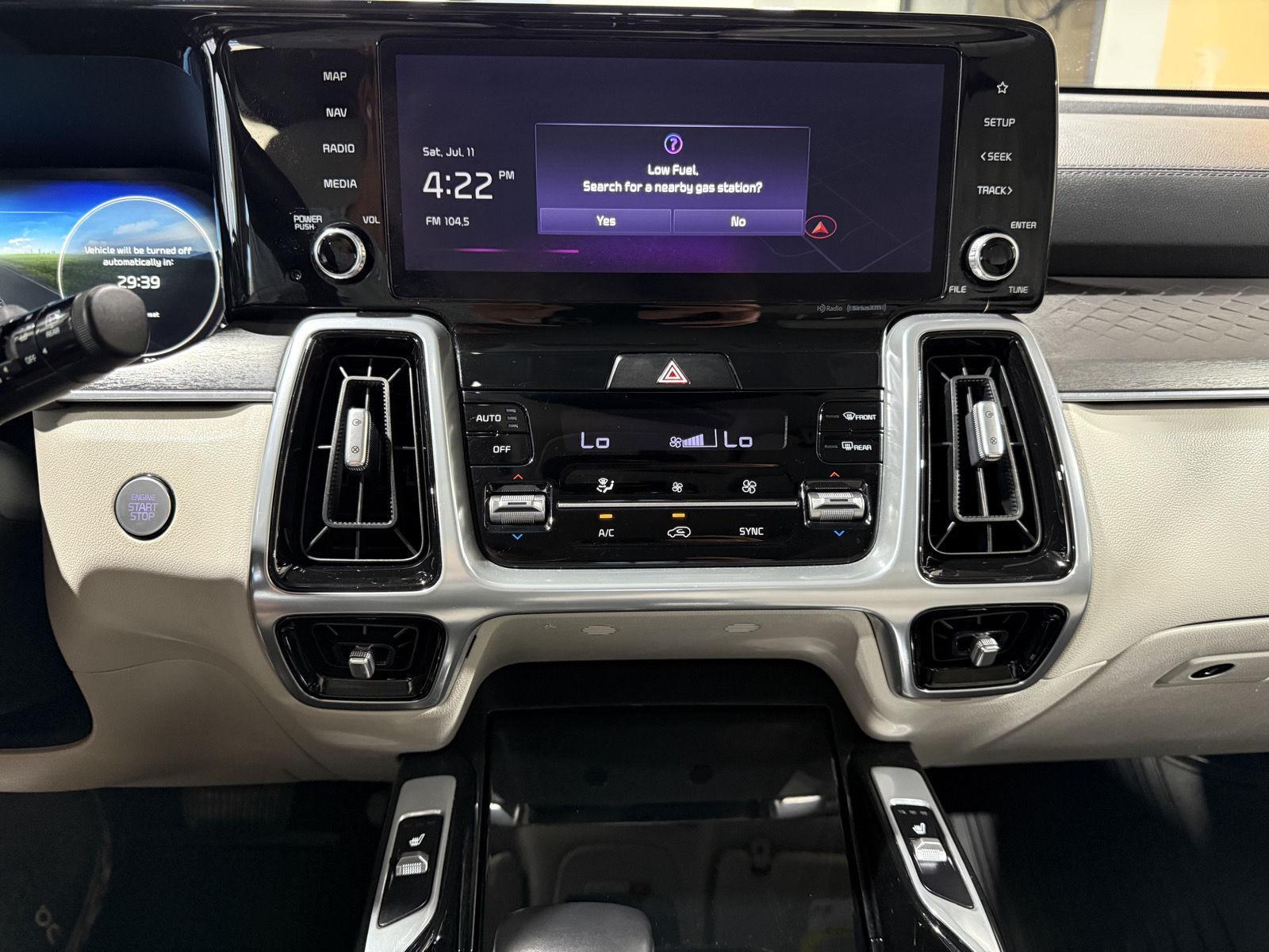 Vehicle photo 31