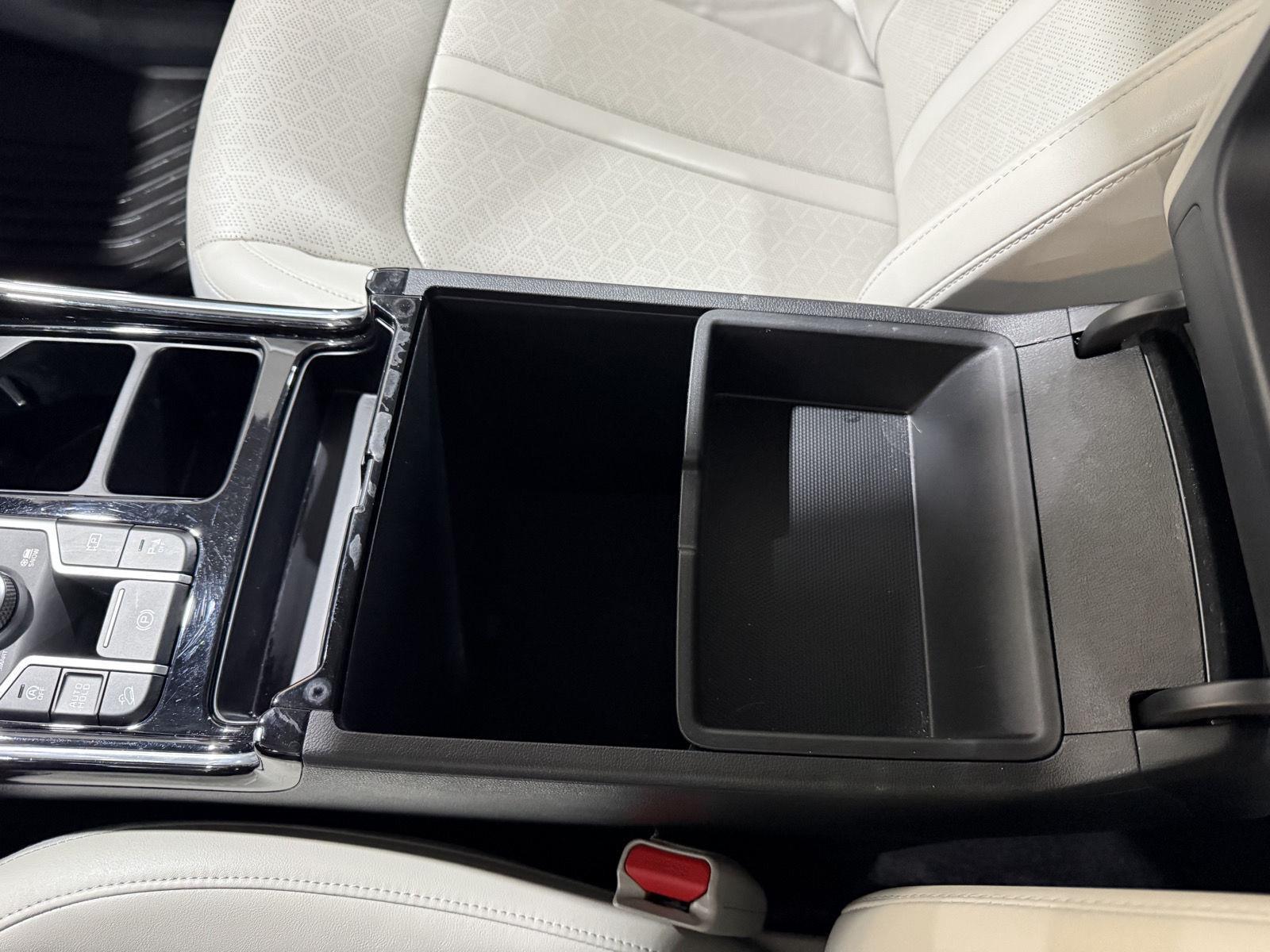 Vehicle photo 35