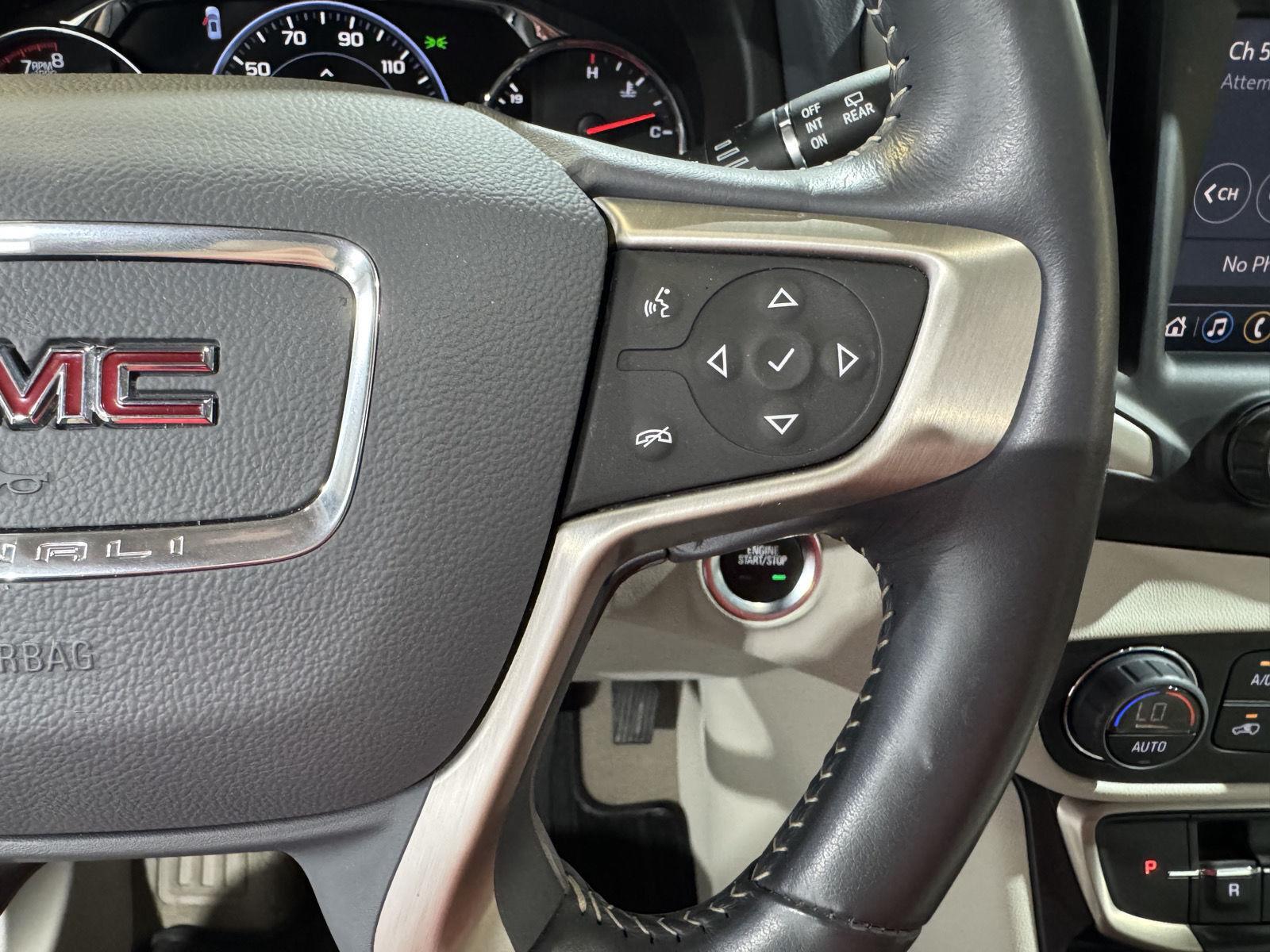 Vehicle photo 15