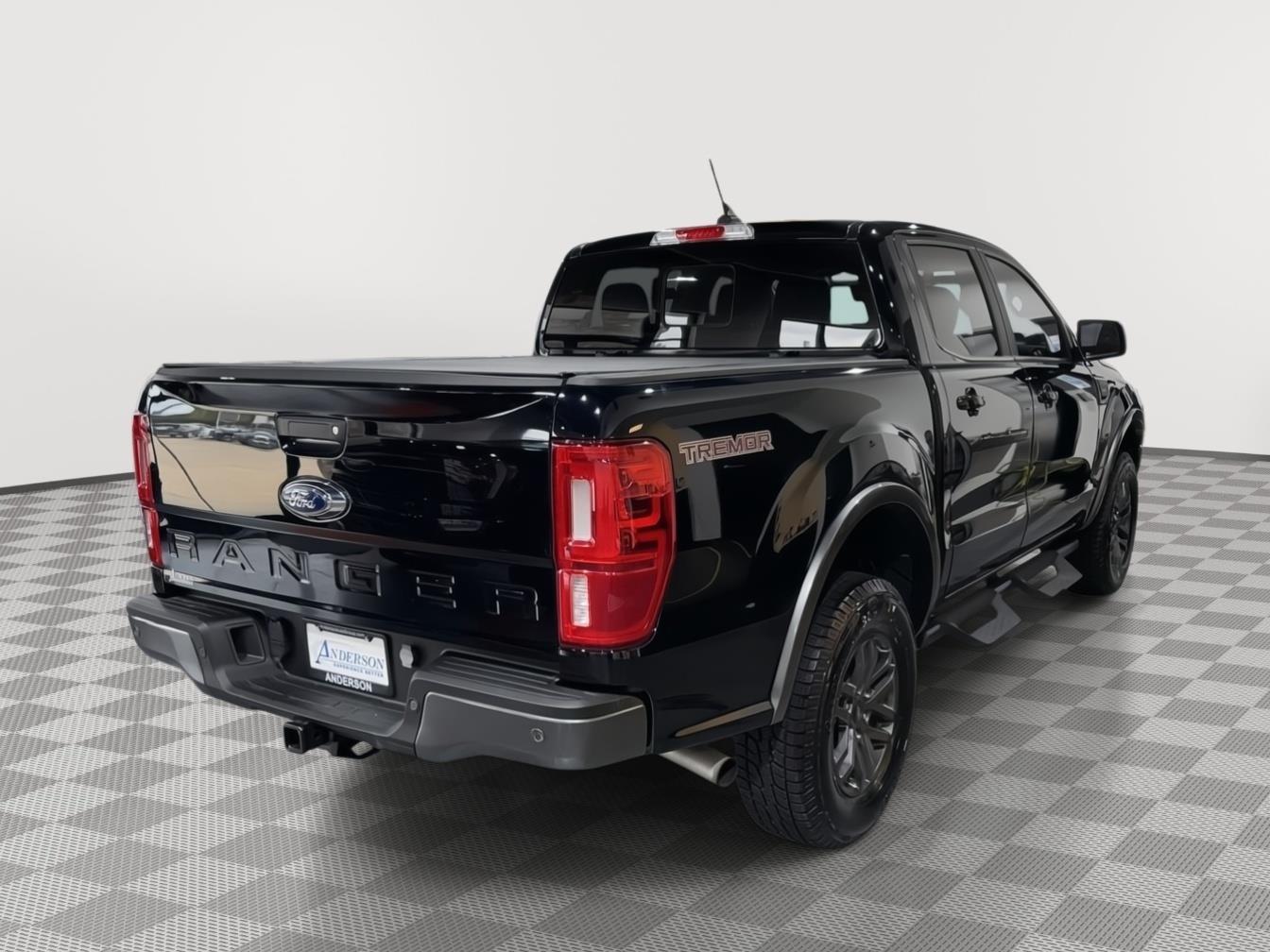 Vehicle photo 7