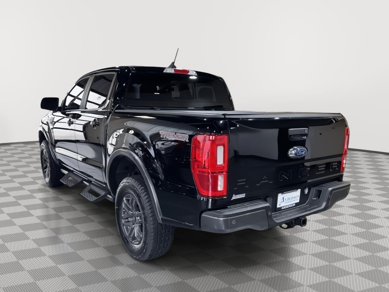 Vehicle photo 9