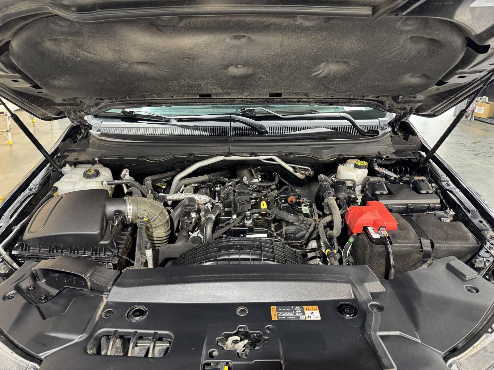 Vehicle photo 35