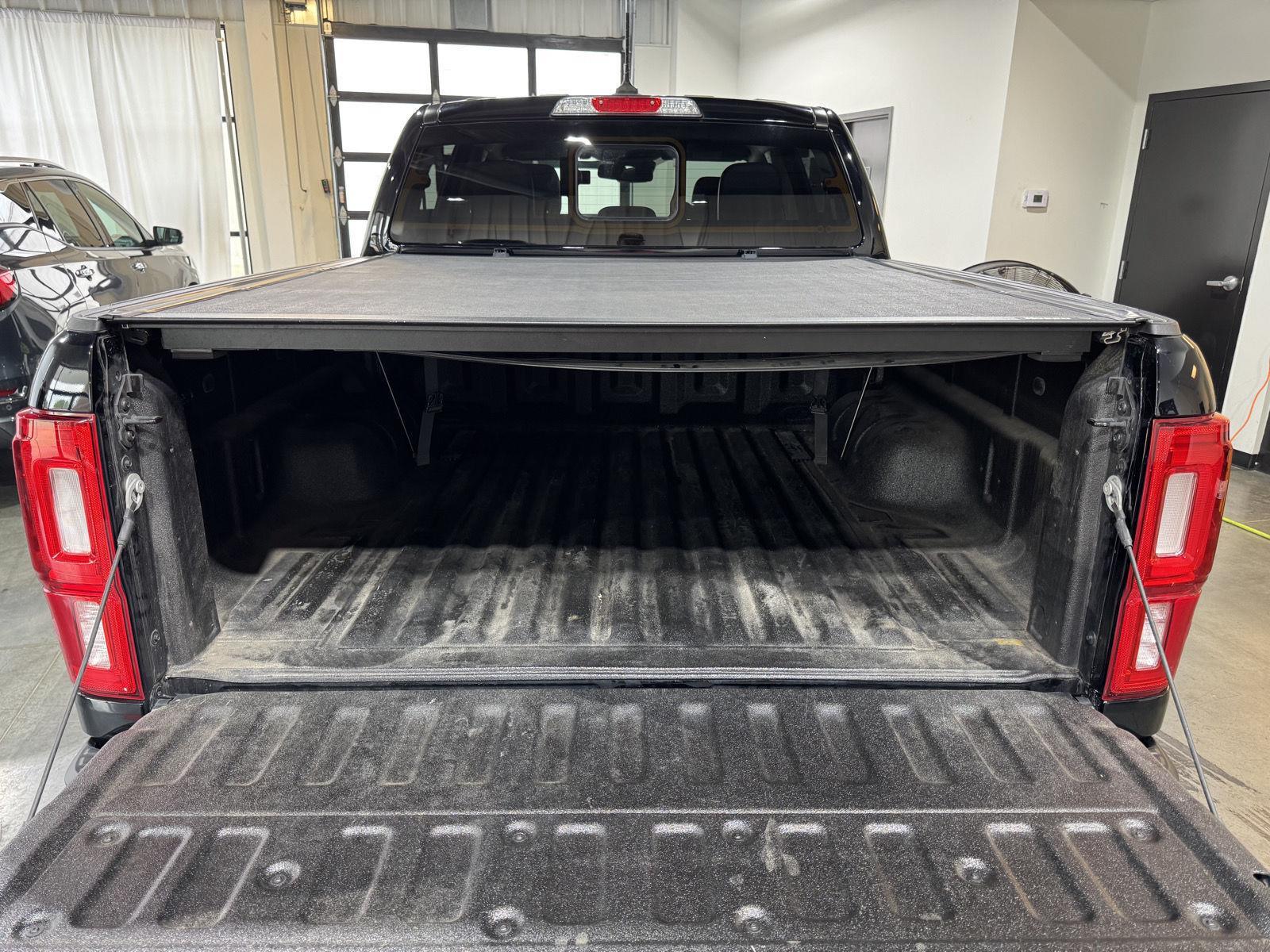 Vehicle photo 36