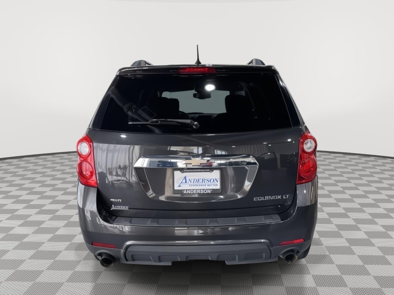 Vehicle photo 8