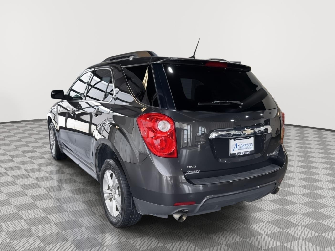 Vehicle photo 9