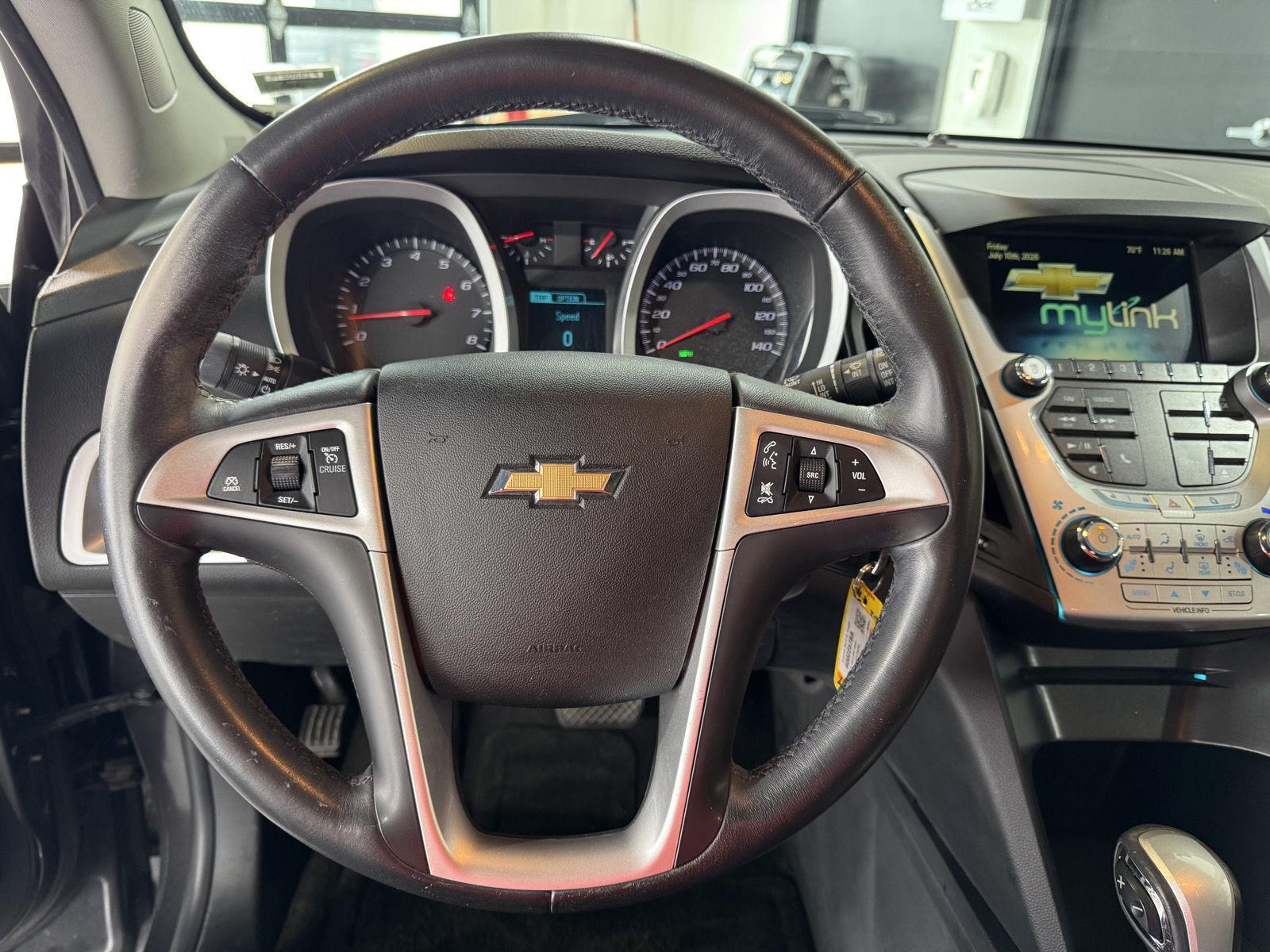 Vehicle photo 12