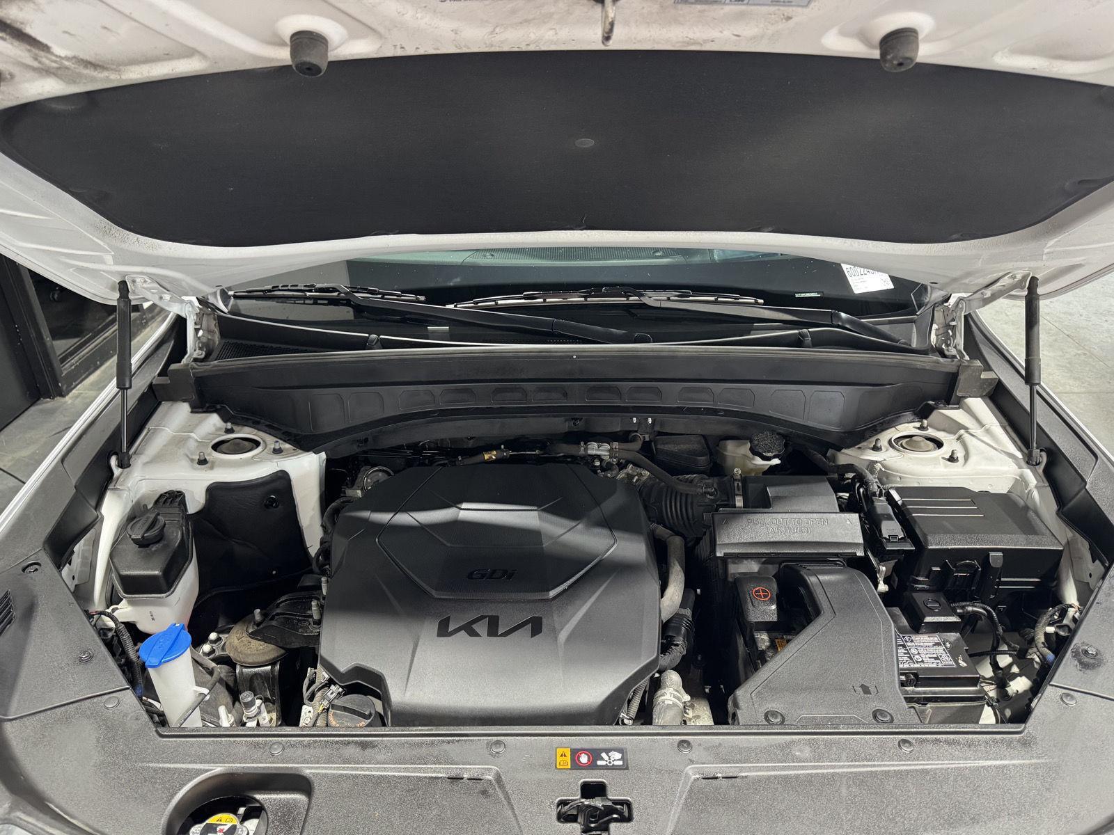 Vehicle photo 42