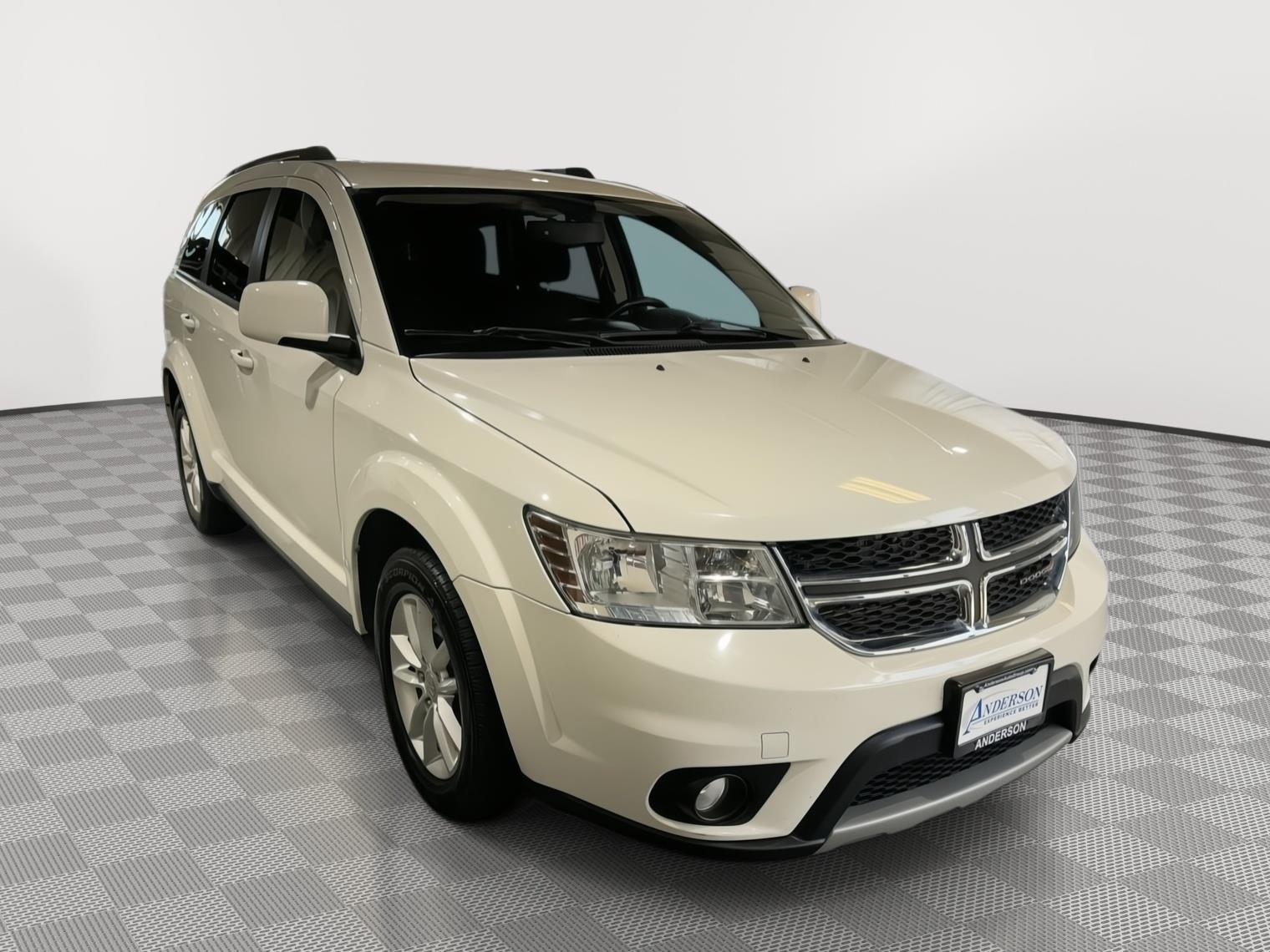 Vehicle photo 5