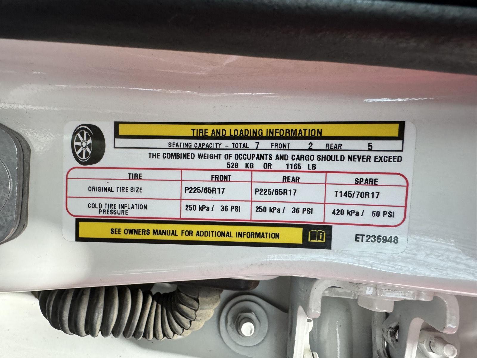 Vehicle photo 38